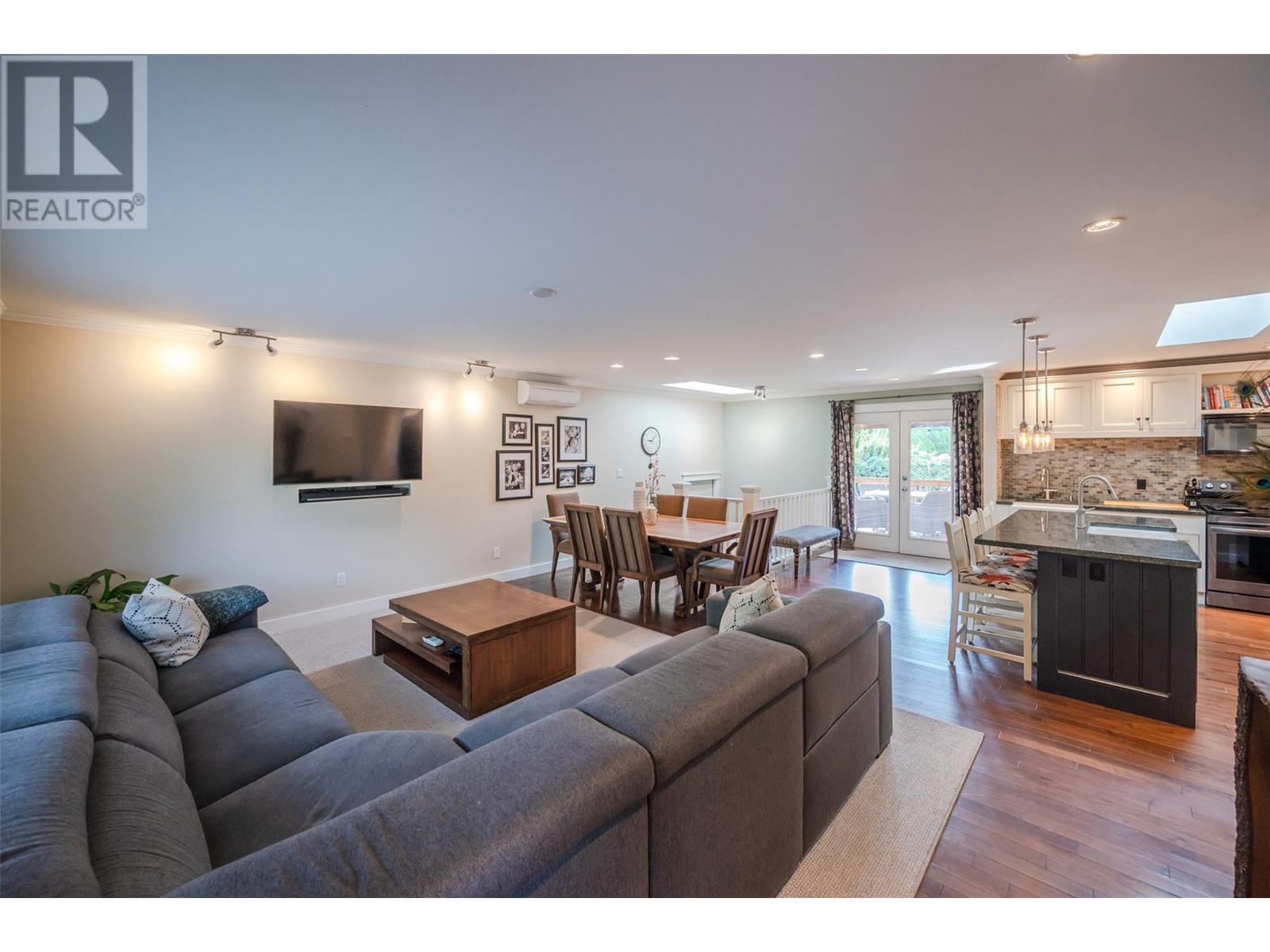  5545 Sawmill Road, Oliver