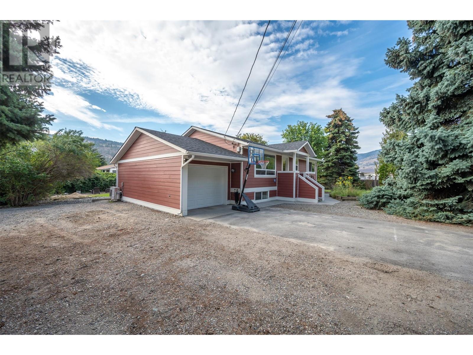  5545 Sawmill Road, Oliver