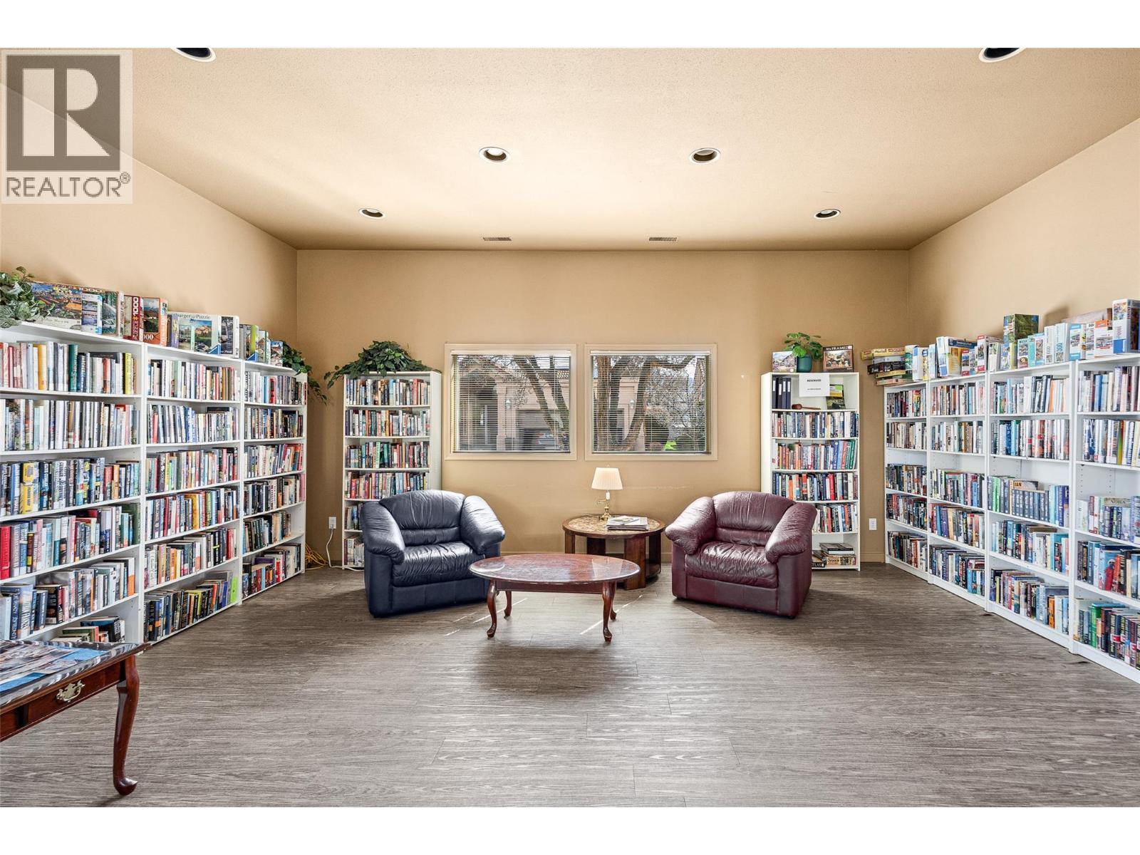 116 650 Lexington Drive, Kelowna