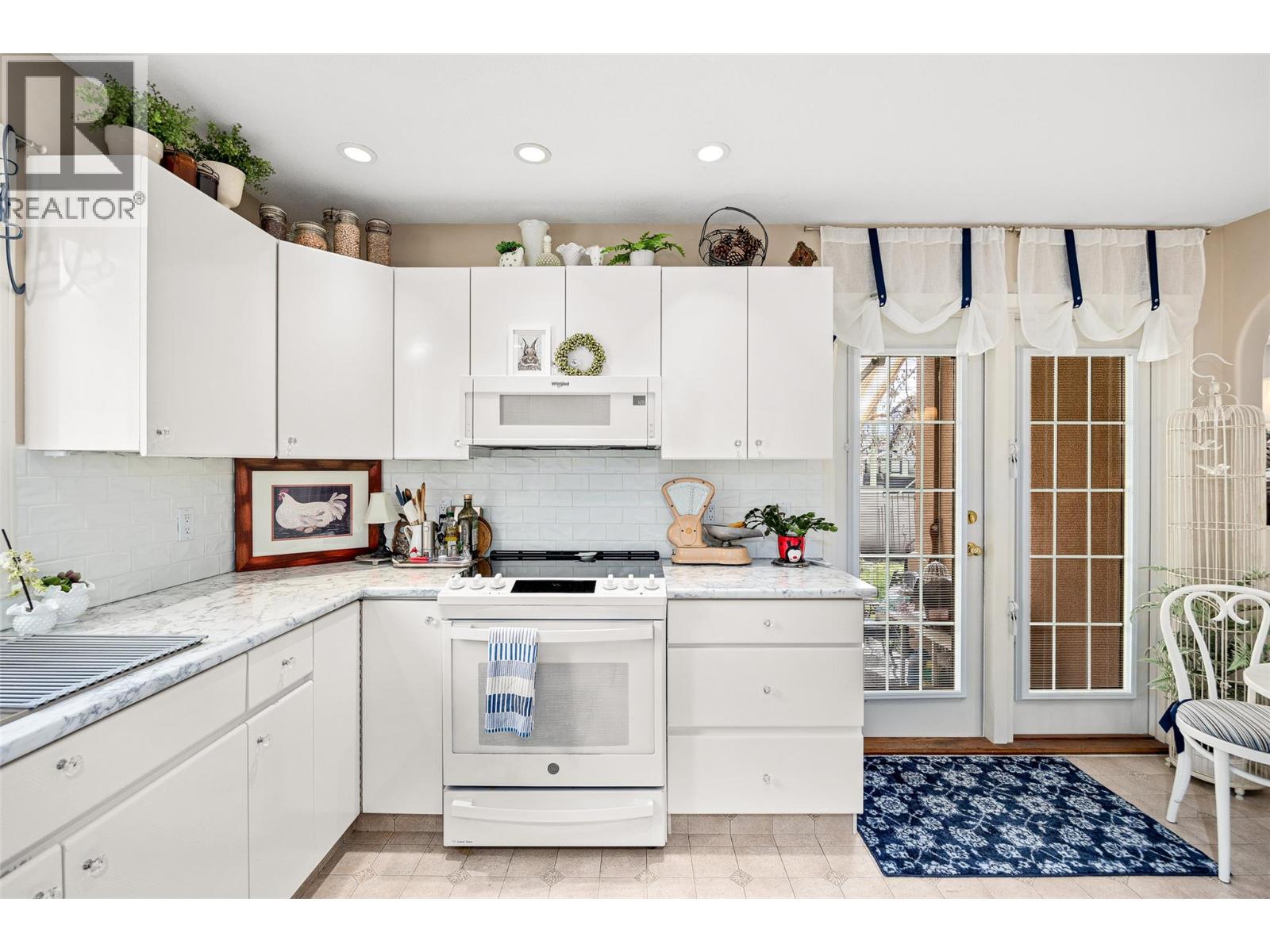 116 650 Lexington Drive, Kelowna