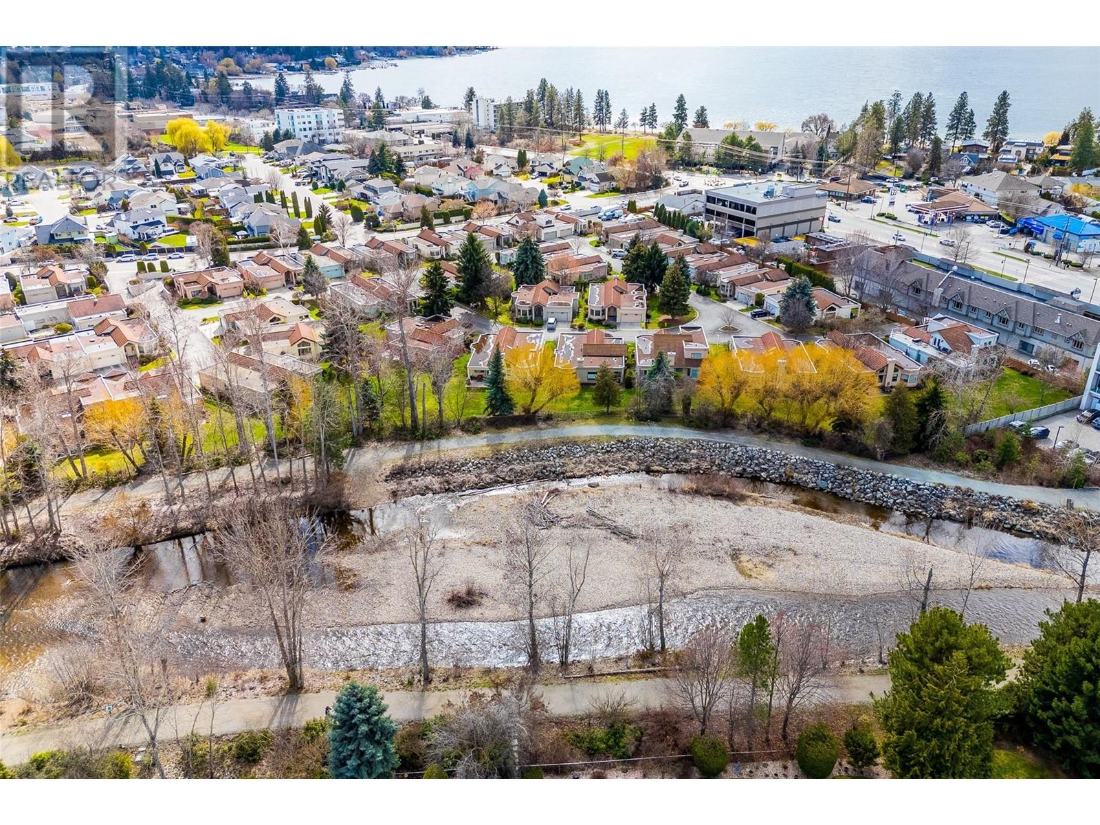 116 650 Lexington Drive, Kelowna