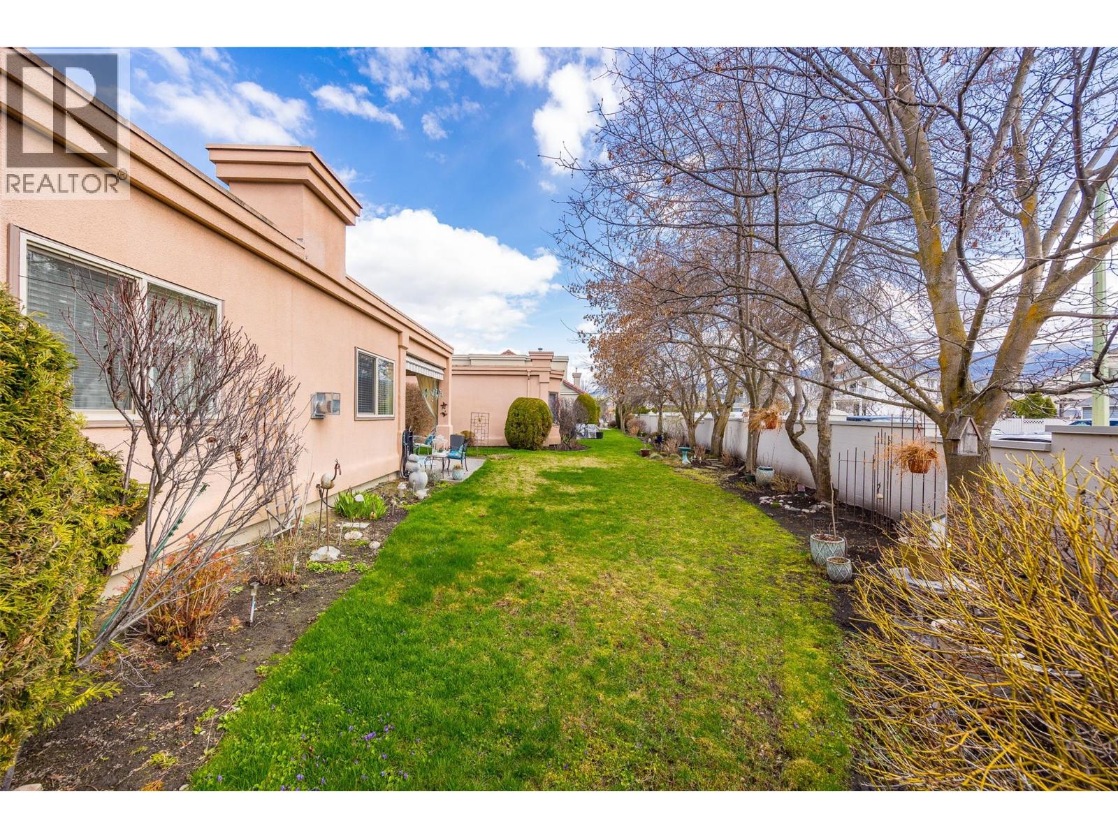 116 650 Lexington Drive, Kelowna