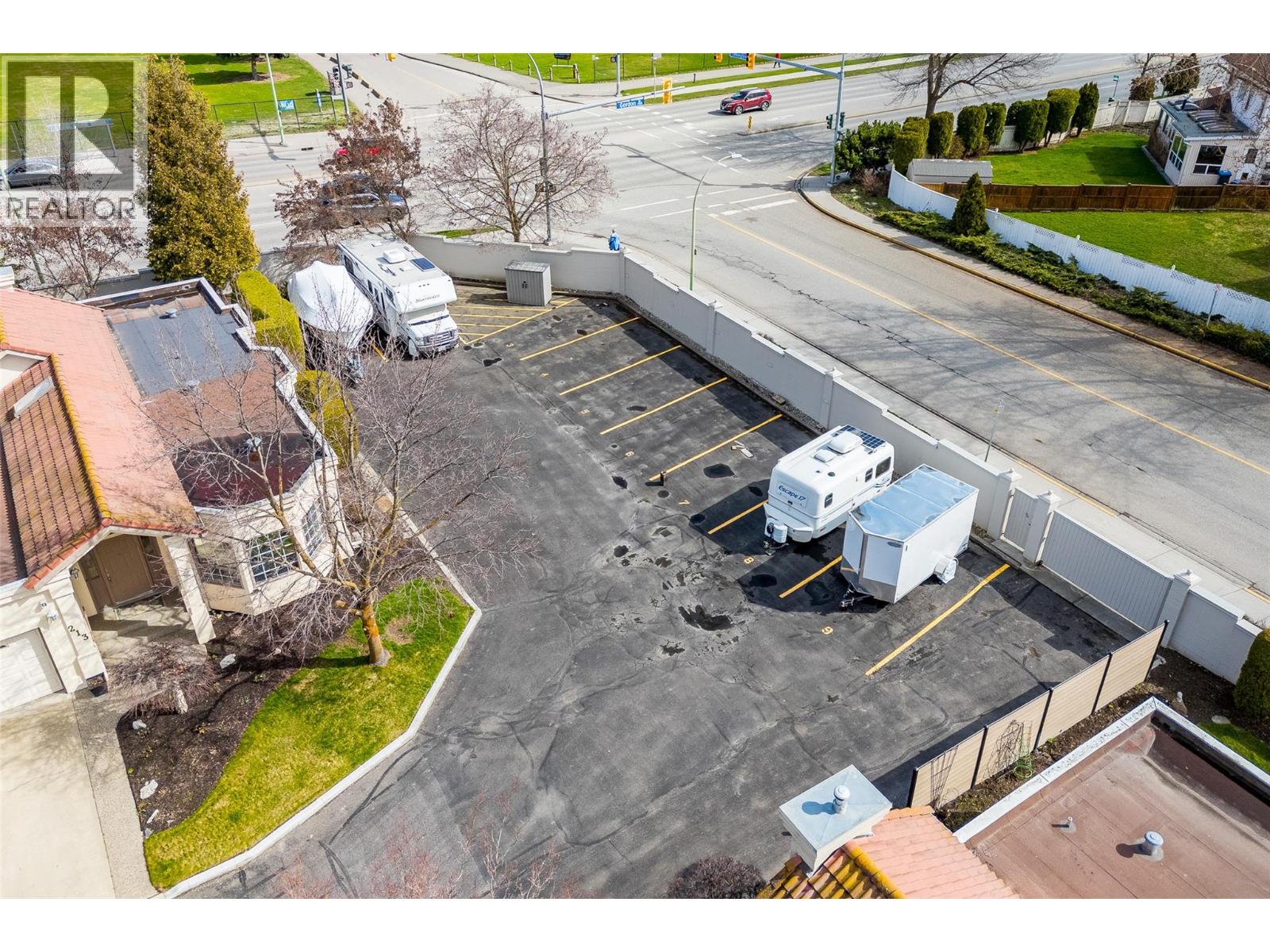 116 650 Lexington Drive, Kelowna