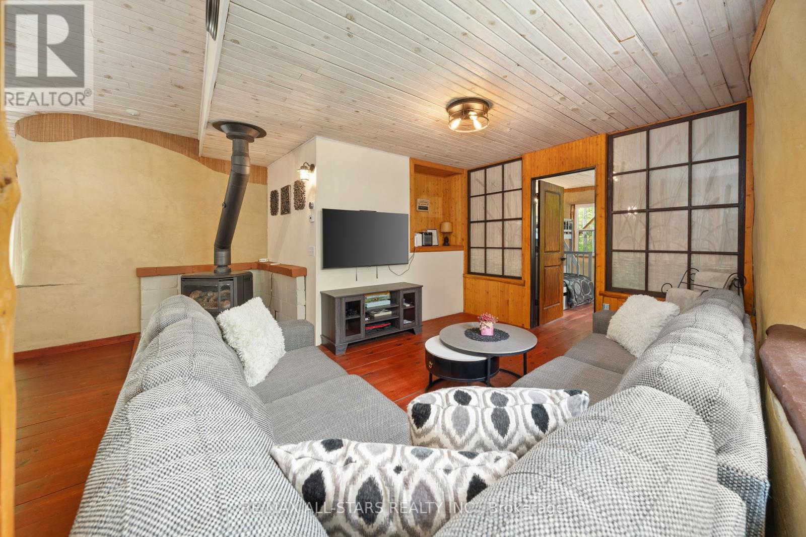 Photo 32 of 755 Scotch Settlement Road, Madoc ON
