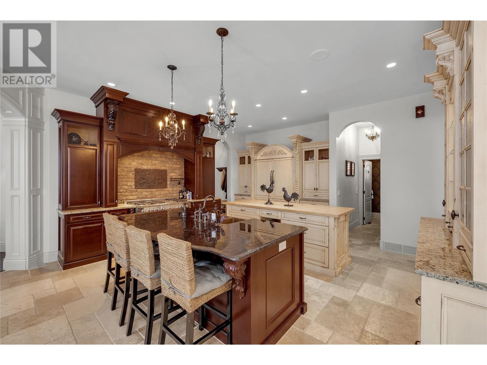 714 KUIPERS Crescent, Kelowna
