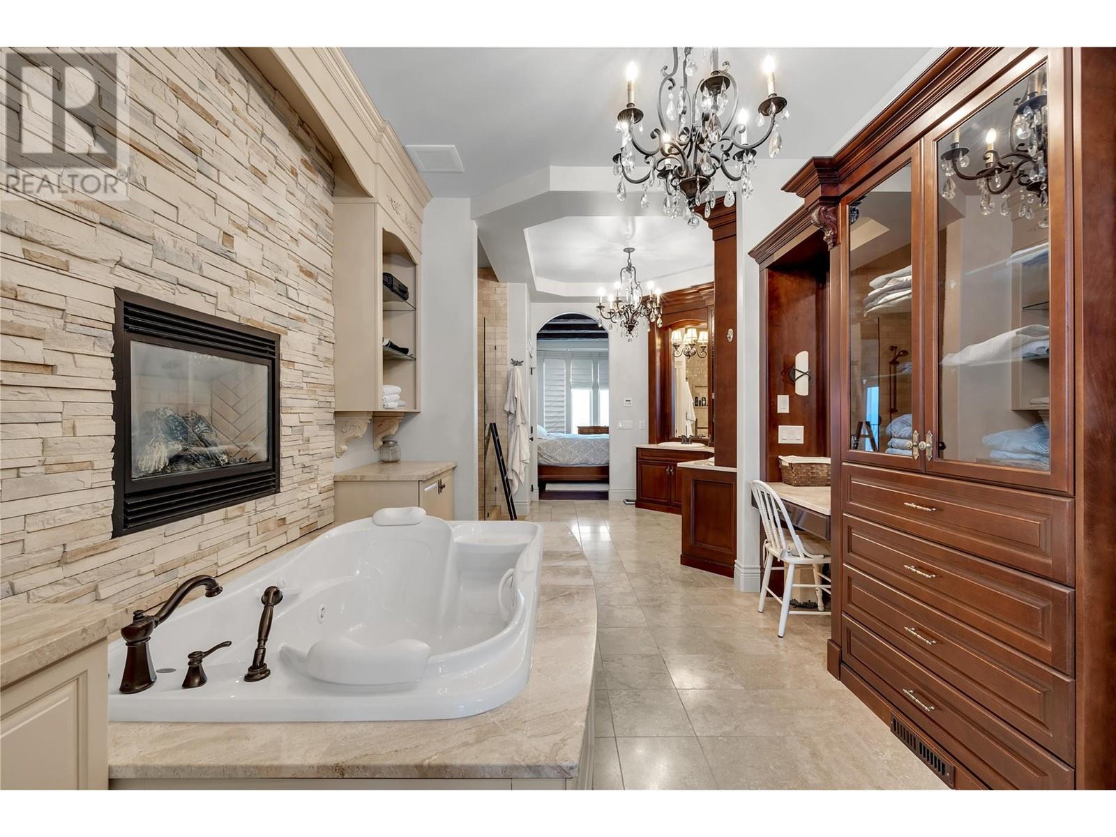 714 KUIPERS Crescent, Kelowna