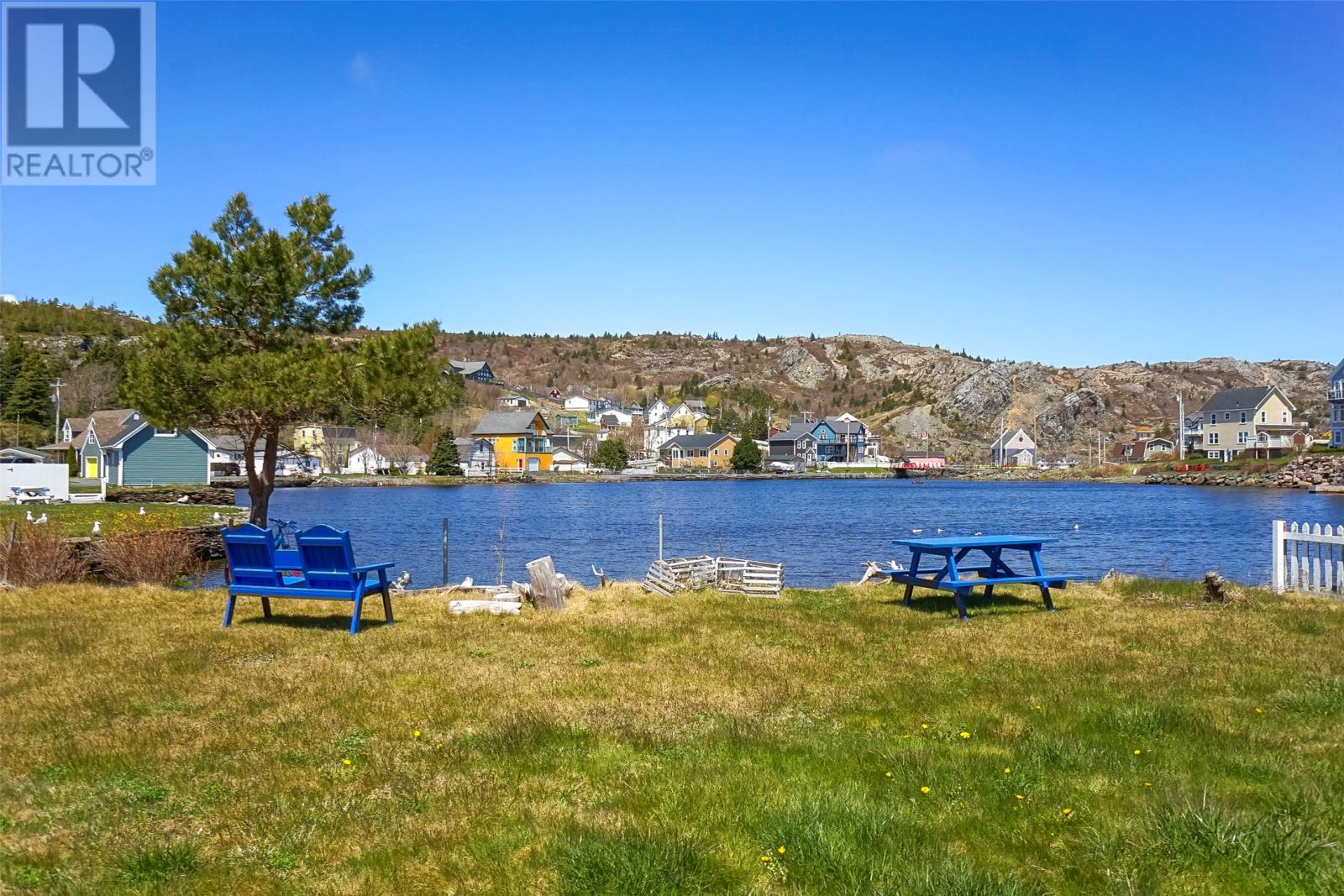 Photo 4 of 5 7 Magistrates Hill, Brigus NL