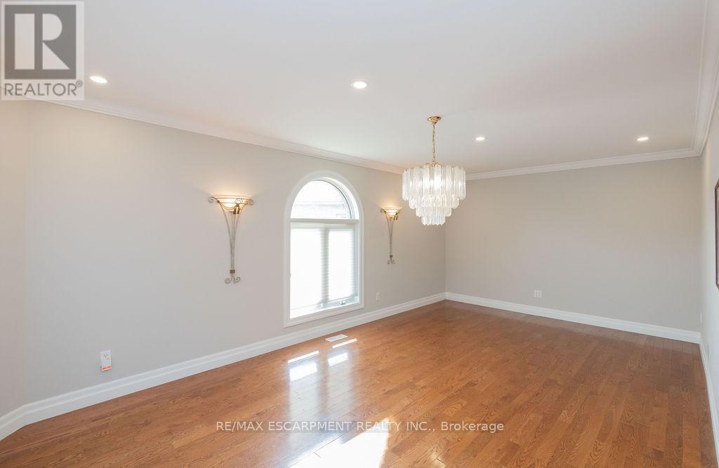 Photo 24 of 177 Claudette Gate, Hamilton ON