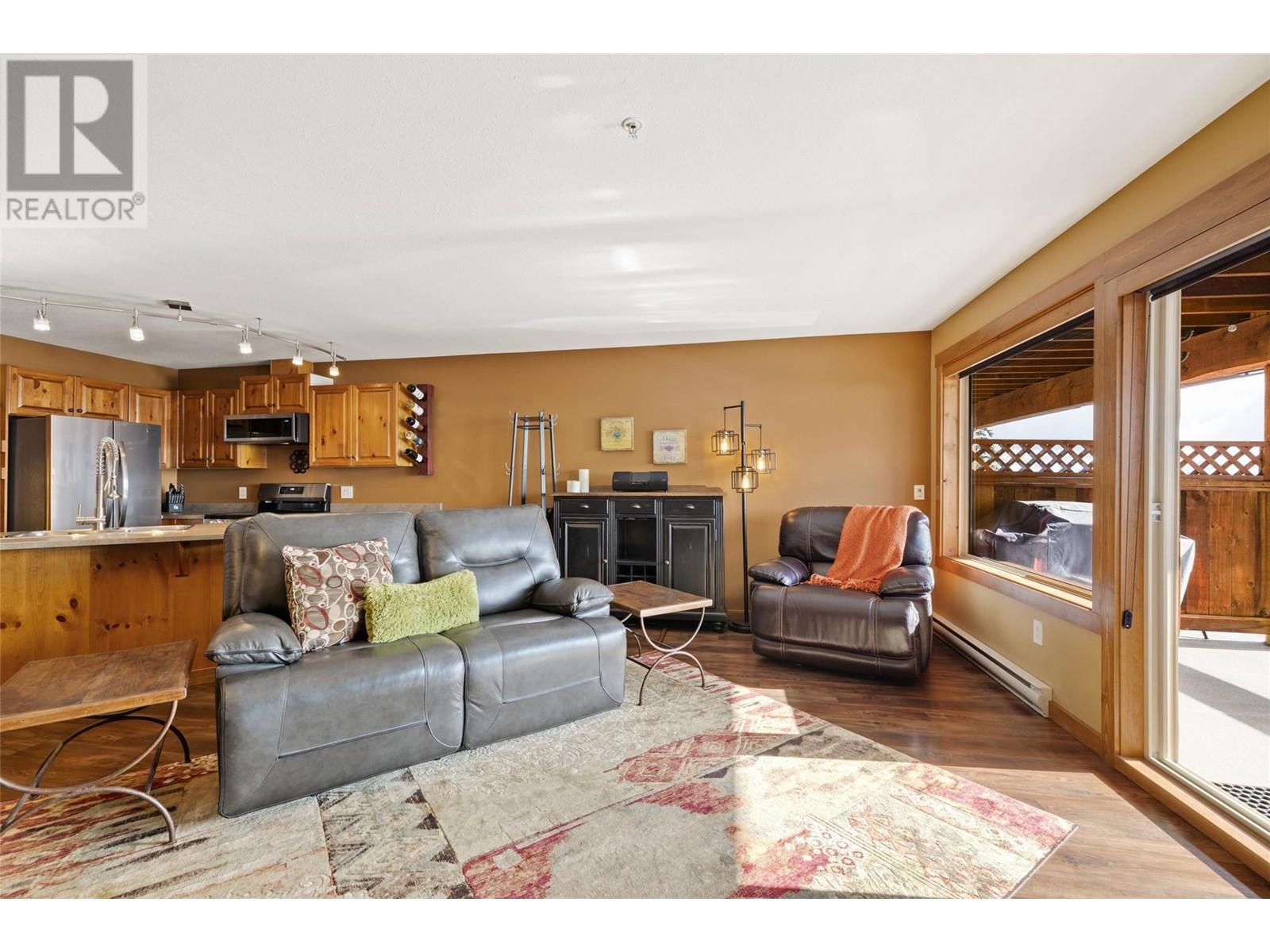 A 5845 Snow Pines Crescent, Big White
