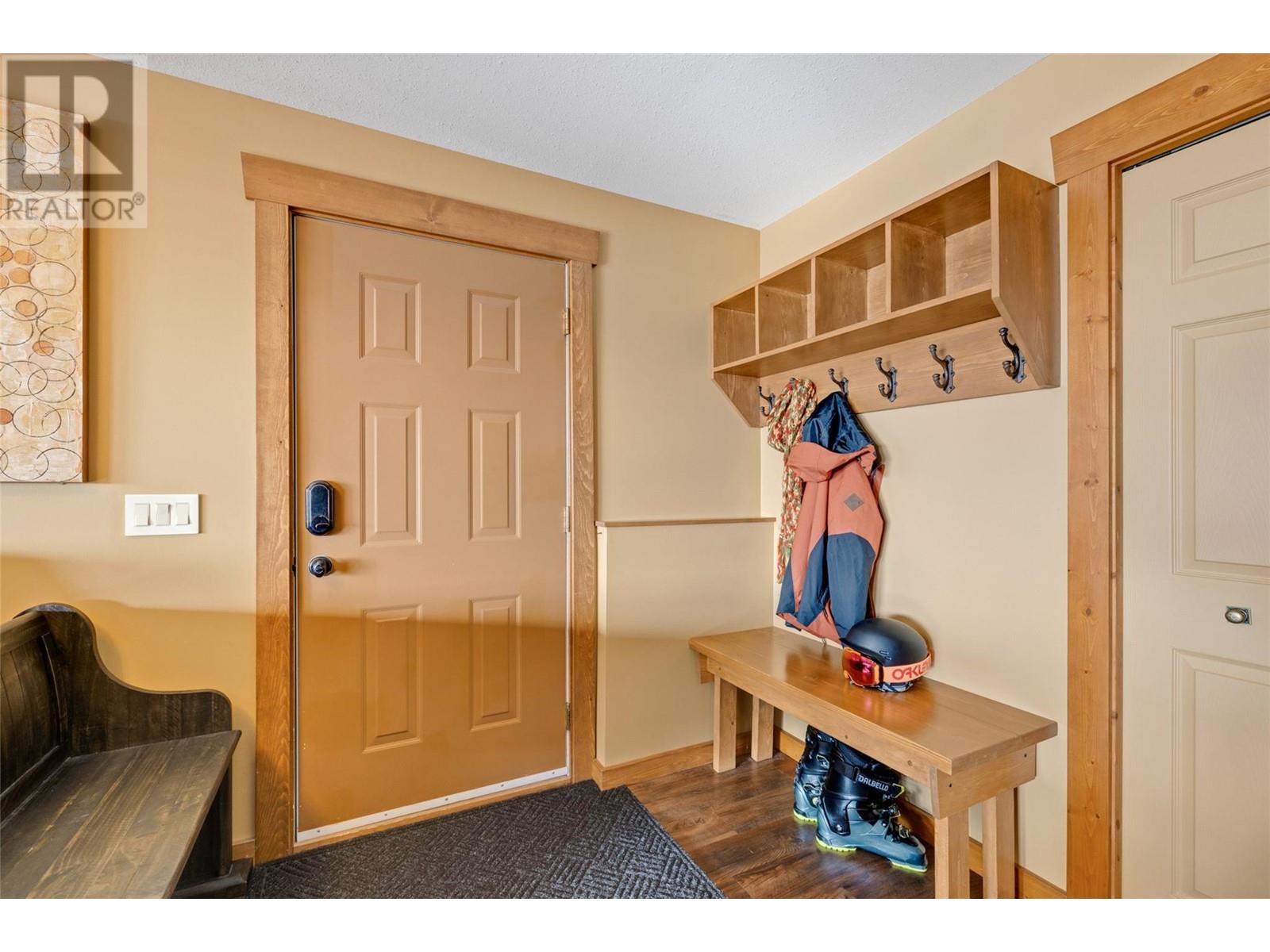A 5845 Snow Pines Crescent, Big White