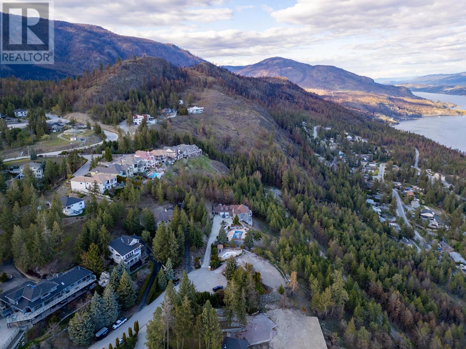  911 Guest Road, West Kelowna