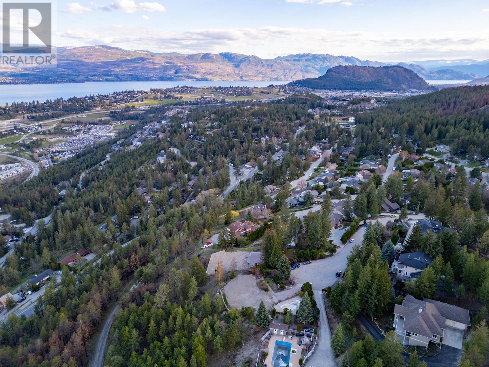  911 Guest Road, West Kelowna