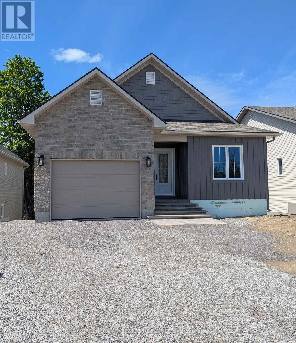 Photo 24 of 93 Rabb Street, Smiths Falls ON