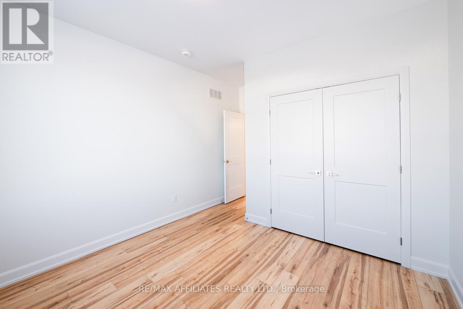 Photo 26 of 93 Rabb Street, Smiths Falls ON
