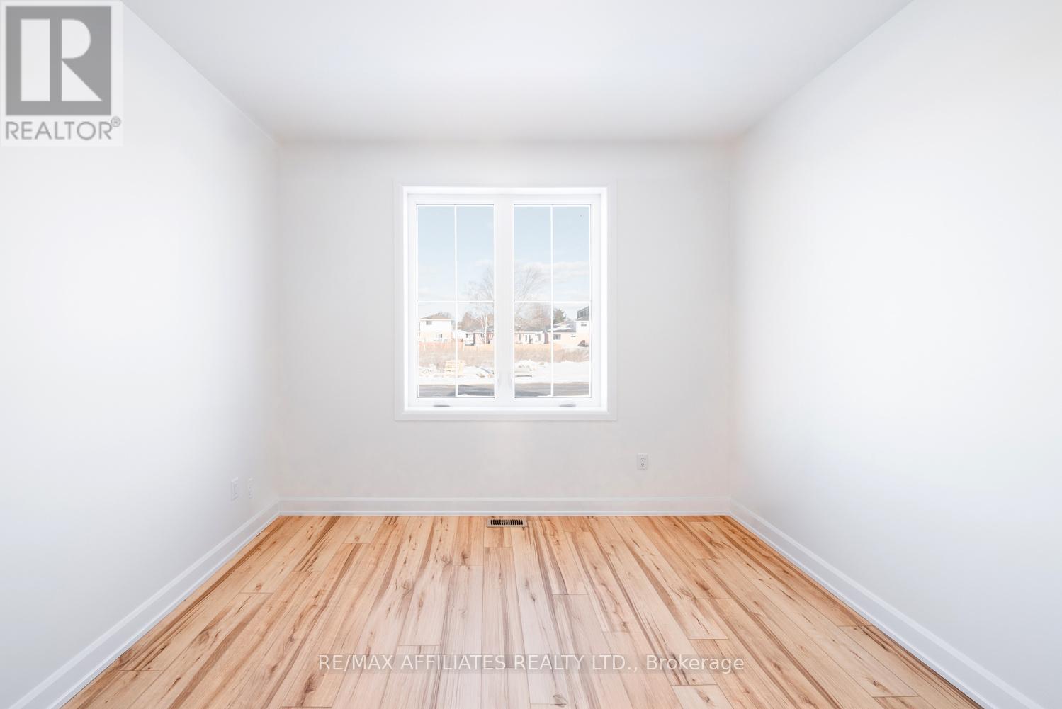 Photo 28 of 93 Rabb Street, Smiths Falls ON