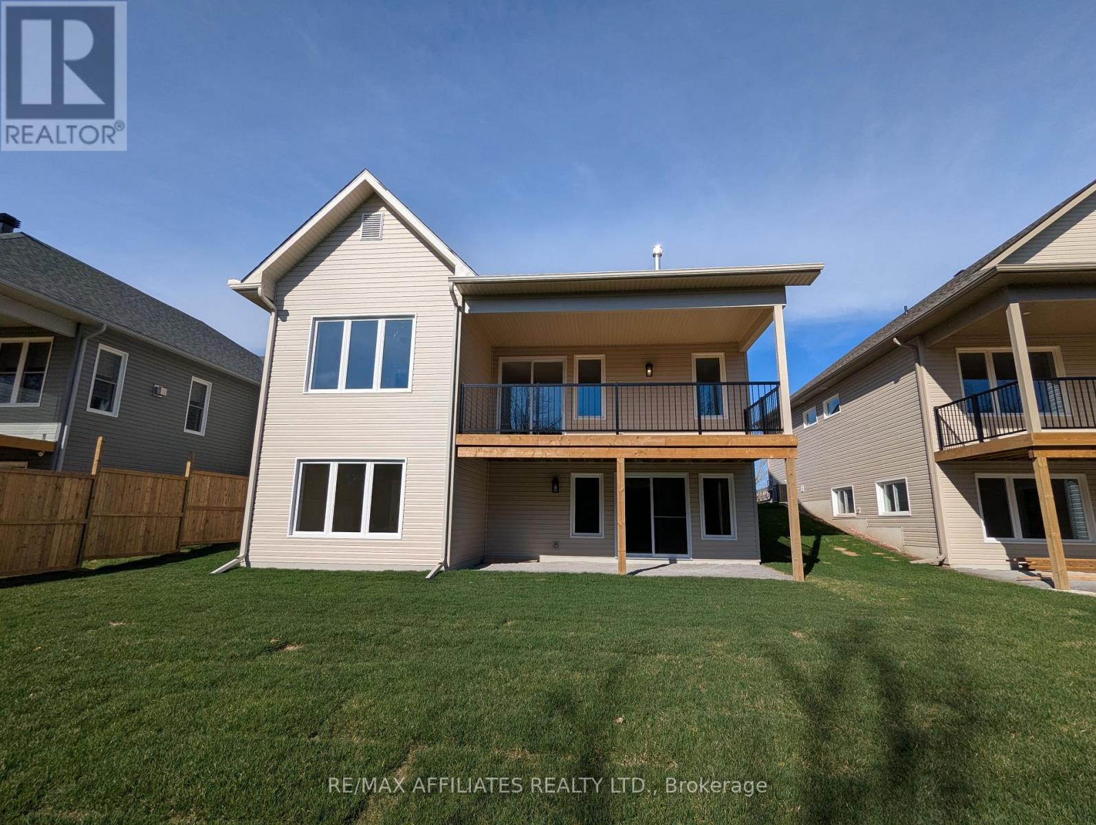 Photo 37 of 93 Rabb Street, Smiths Falls ON