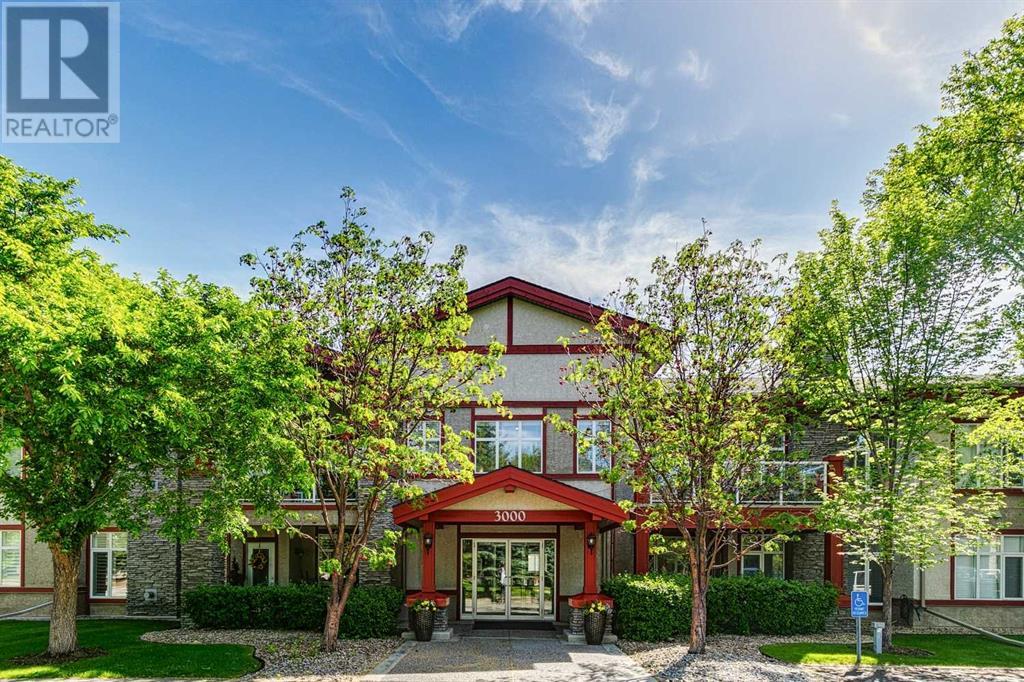 Unit # 3113, 3113 Lake Fraser Green SE, Calgary, Alberta