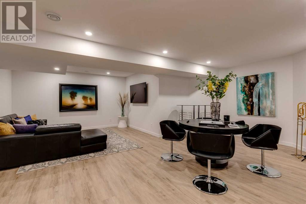 Single Family House for Sale in  Rideau Road SW Rideau Park Calgary 