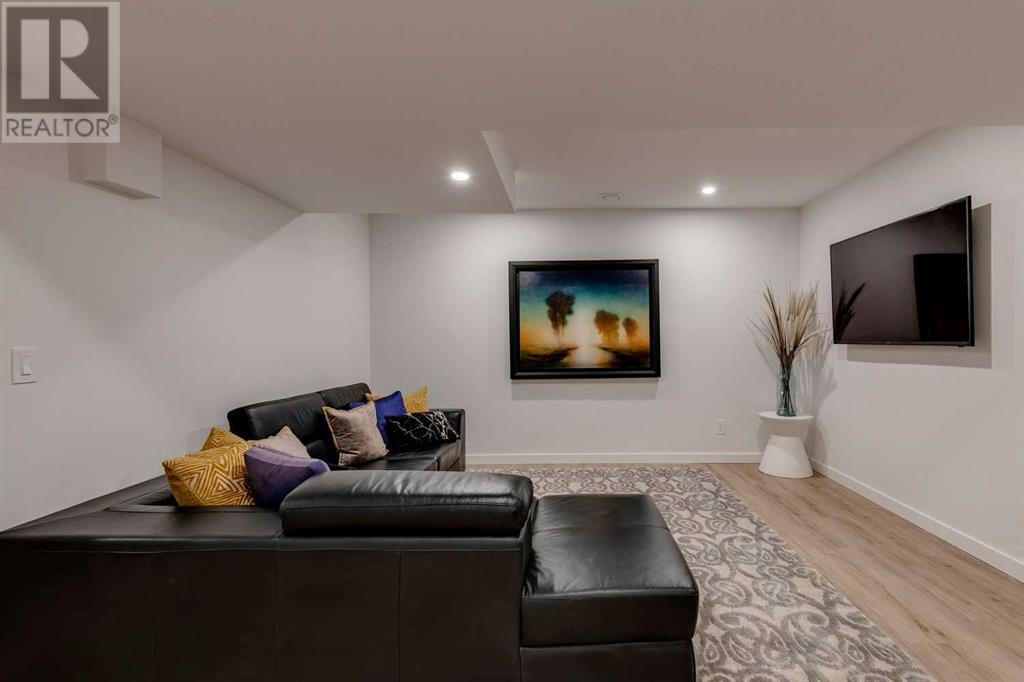 Single Family House for Sale in  Rideau Road SW Rideau Park Calgary 