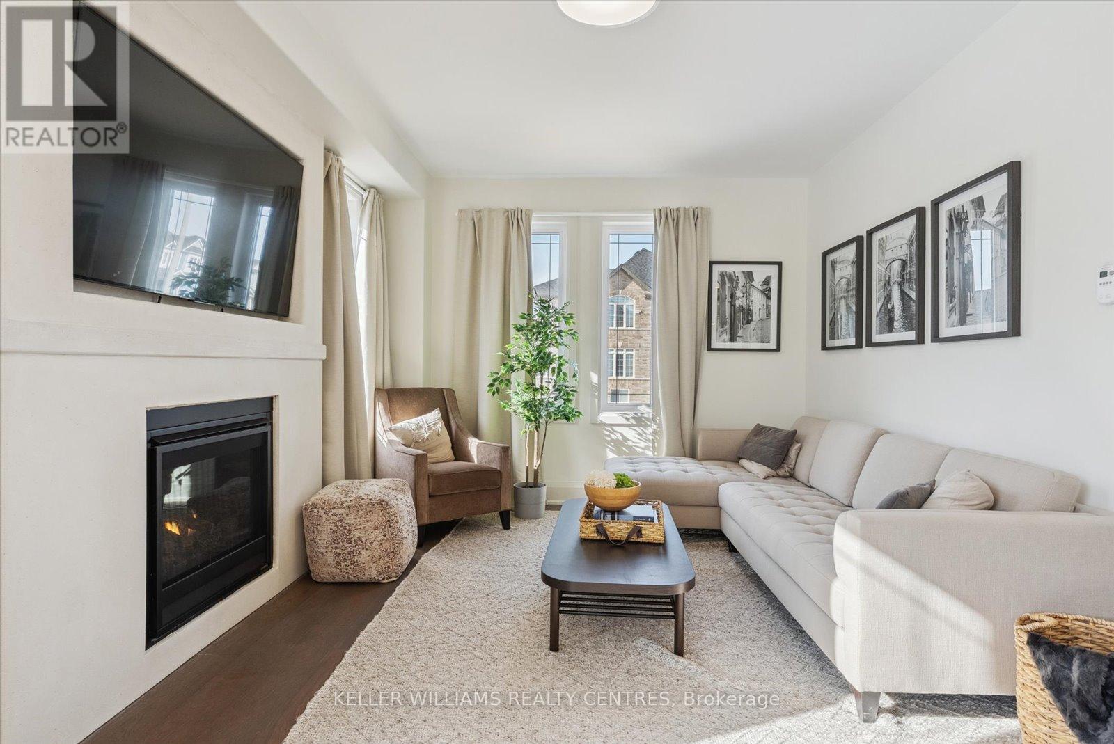 Photo 23 of 51 Wood Crescent, Essa ON