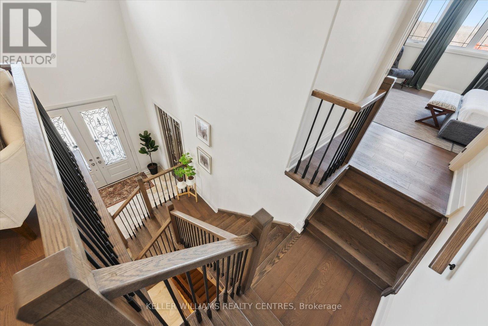 Photo 26 of 51 Wood Crescent, Essa ON