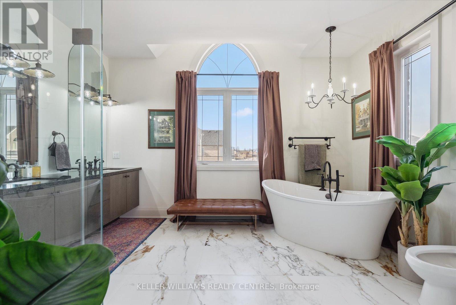 Photo 31 of 51 Wood Crescent, Essa ON