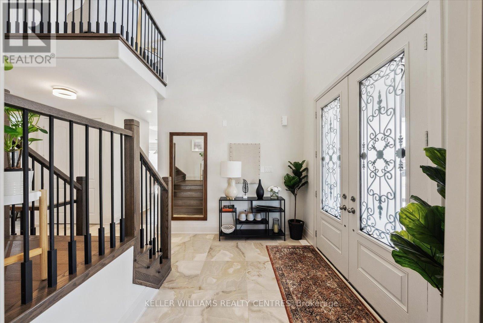 Photo 5 of 51 Wood Crescent, Essa ON