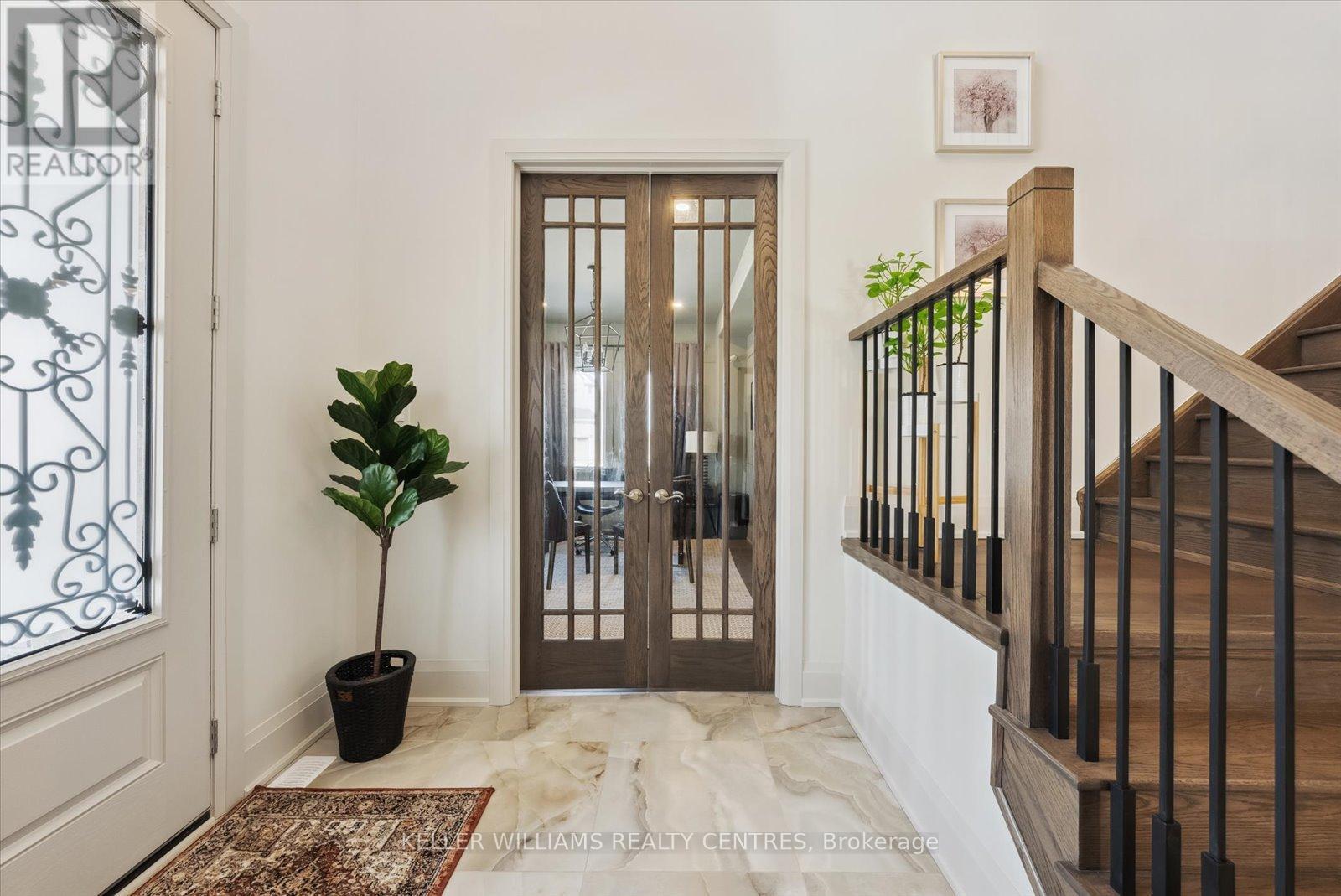 Photo 8 of 51 Wood Crescent, Essa ON