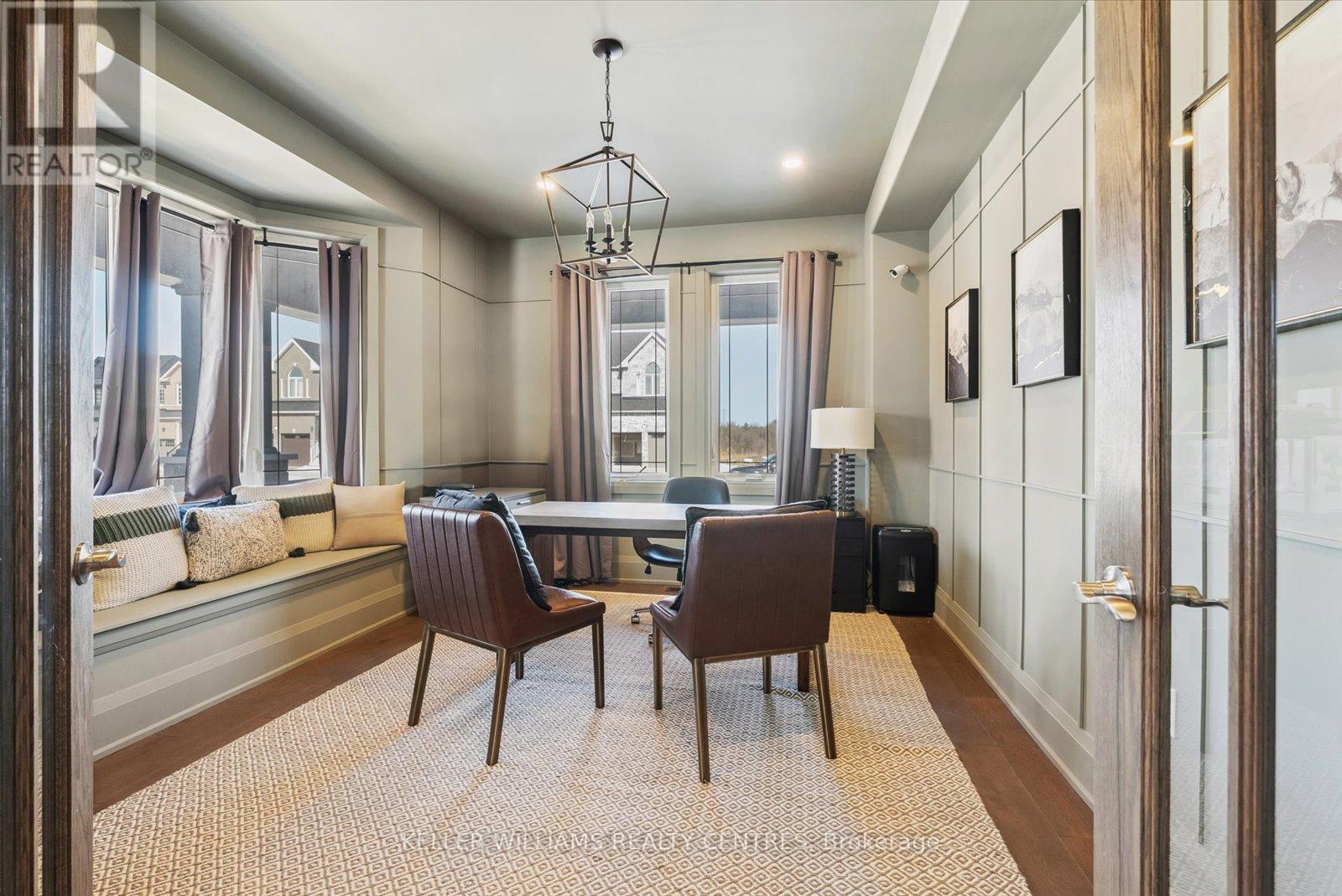Photo 9 of 51 Wood Crescent, Essa ON