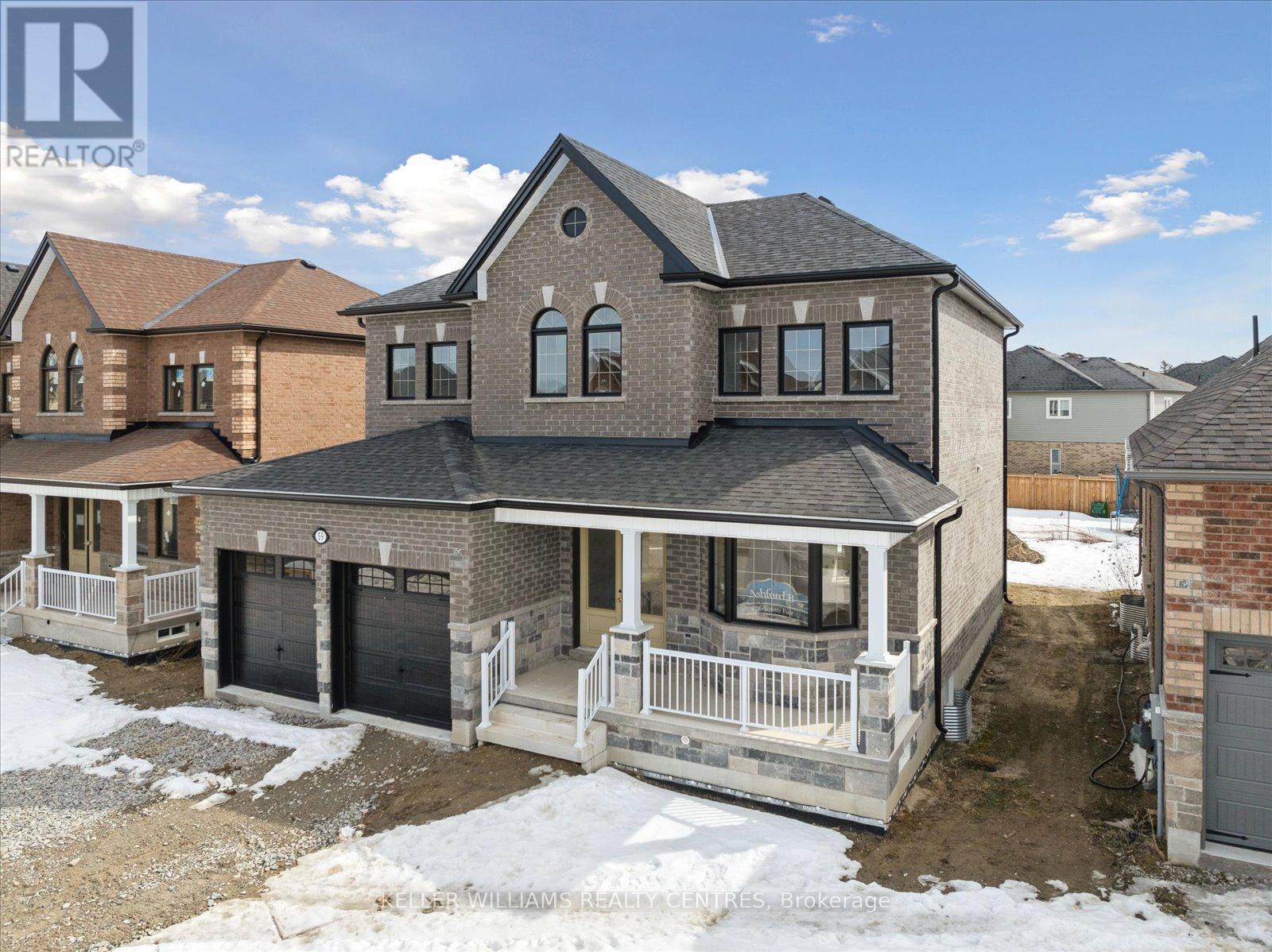Photo 4 of 59 Wood Crescent, Essa ON