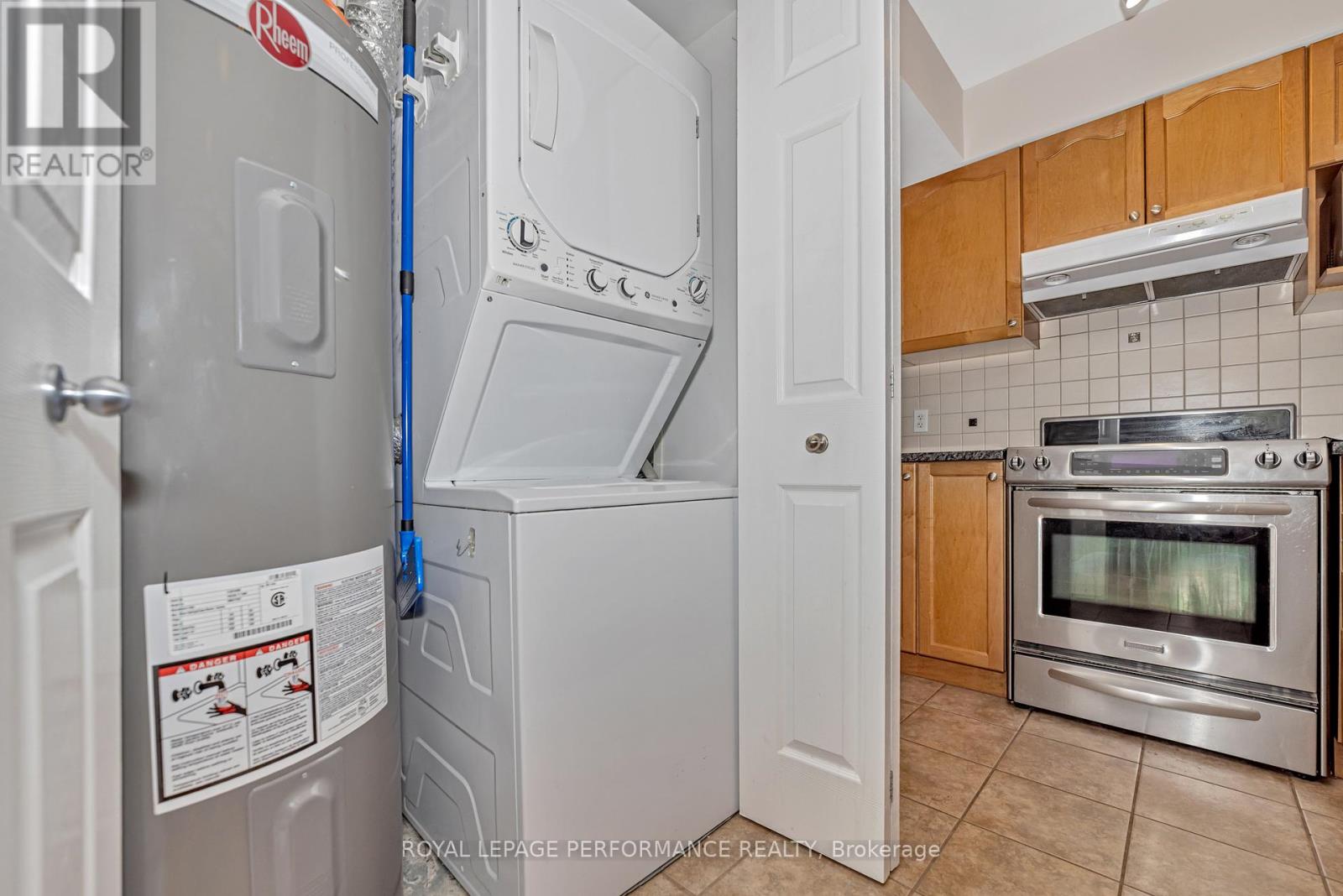 Photo 15 of 203 1921 St Joseph Boulevard, Ottawa ON