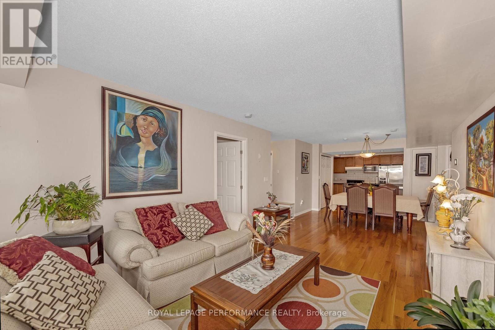 Photo 19 of 203 1921 St Joseph Boulevard, Ottawa ON
