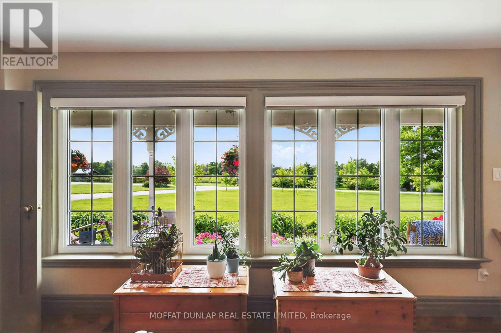 Photo 9 of 16473 Mount Pleasant Road, Caledon ON