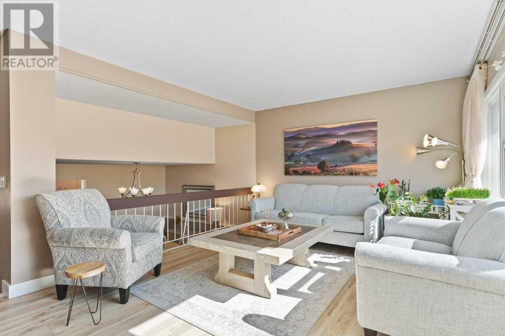 Single Family House 5 Level for Sale in  Brae Glen Crescent SW Braeside Calgary 