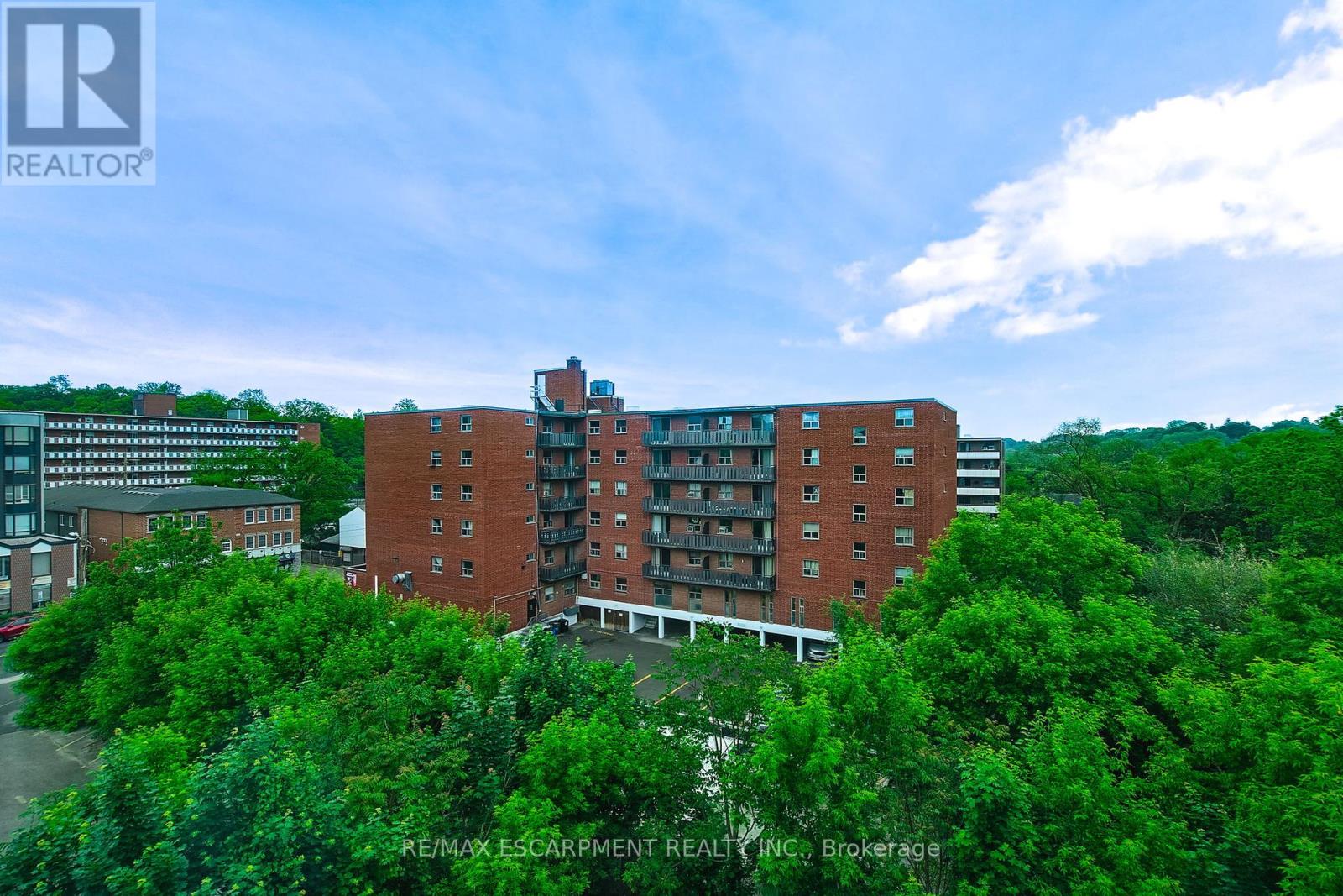 Photo 26 of 501 23 Main Street, Hamilton ON