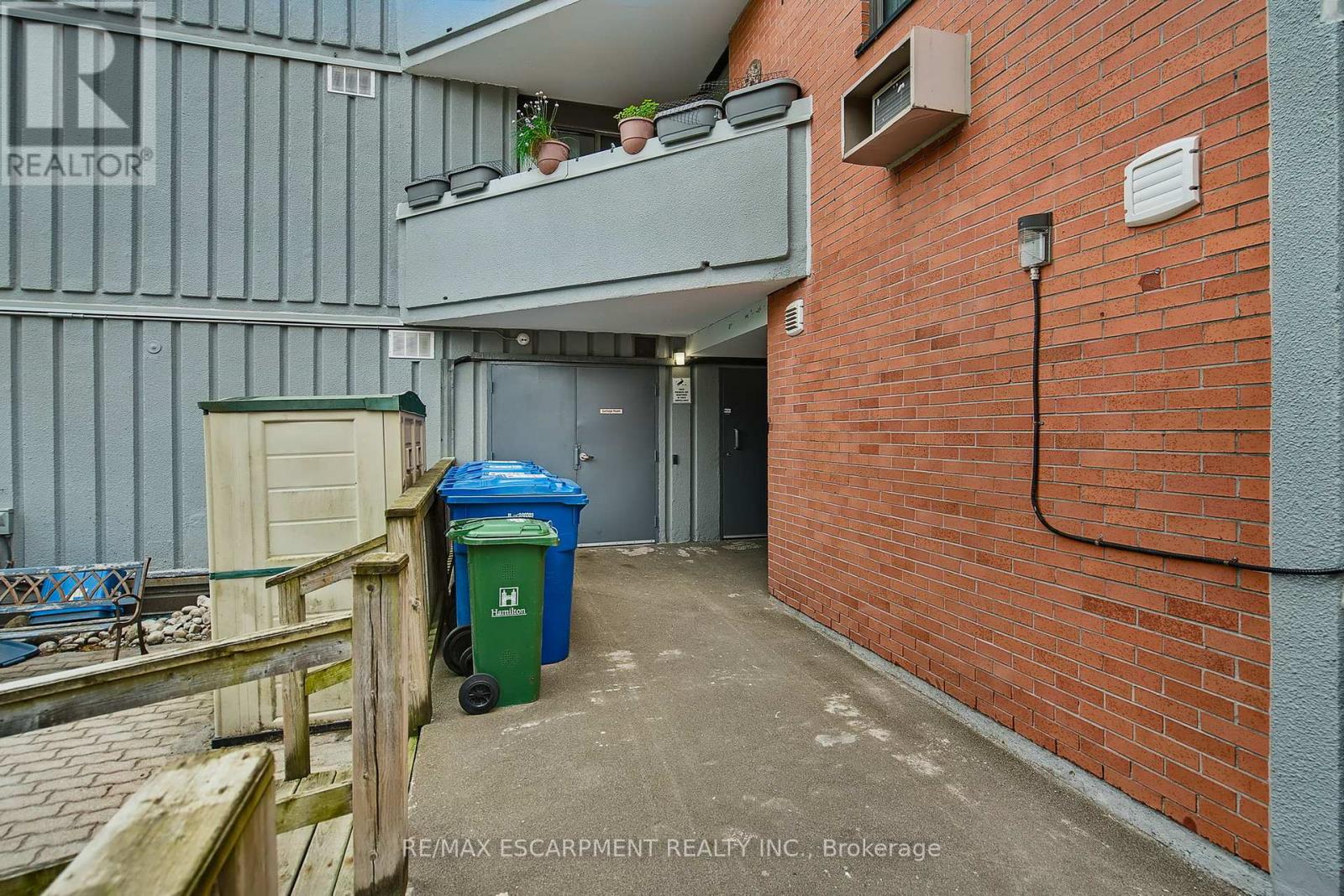 Photo 50 of 501 23 Main Street, Hamilton ON