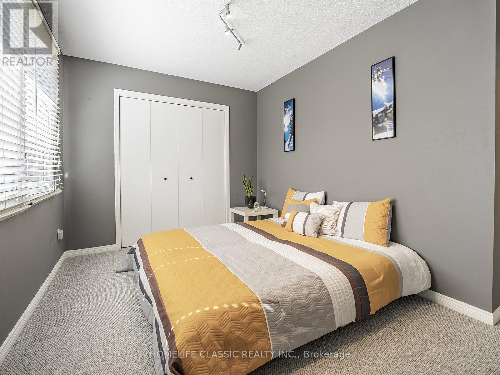 Photo 24 of 62 Terrace Drive, Hamilton ON