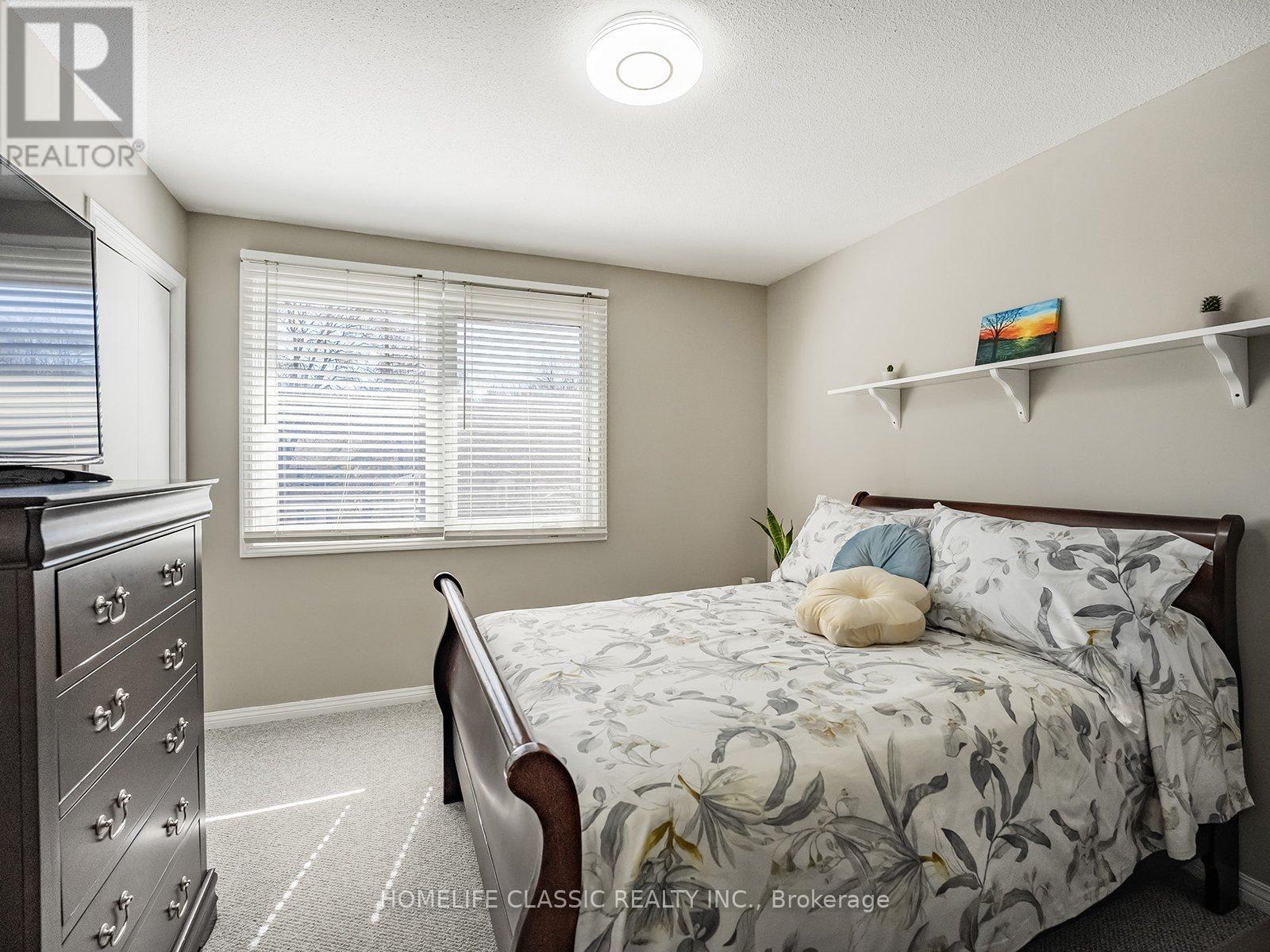 Photo 25 of 62 Terrace Drive, Hamilton ON