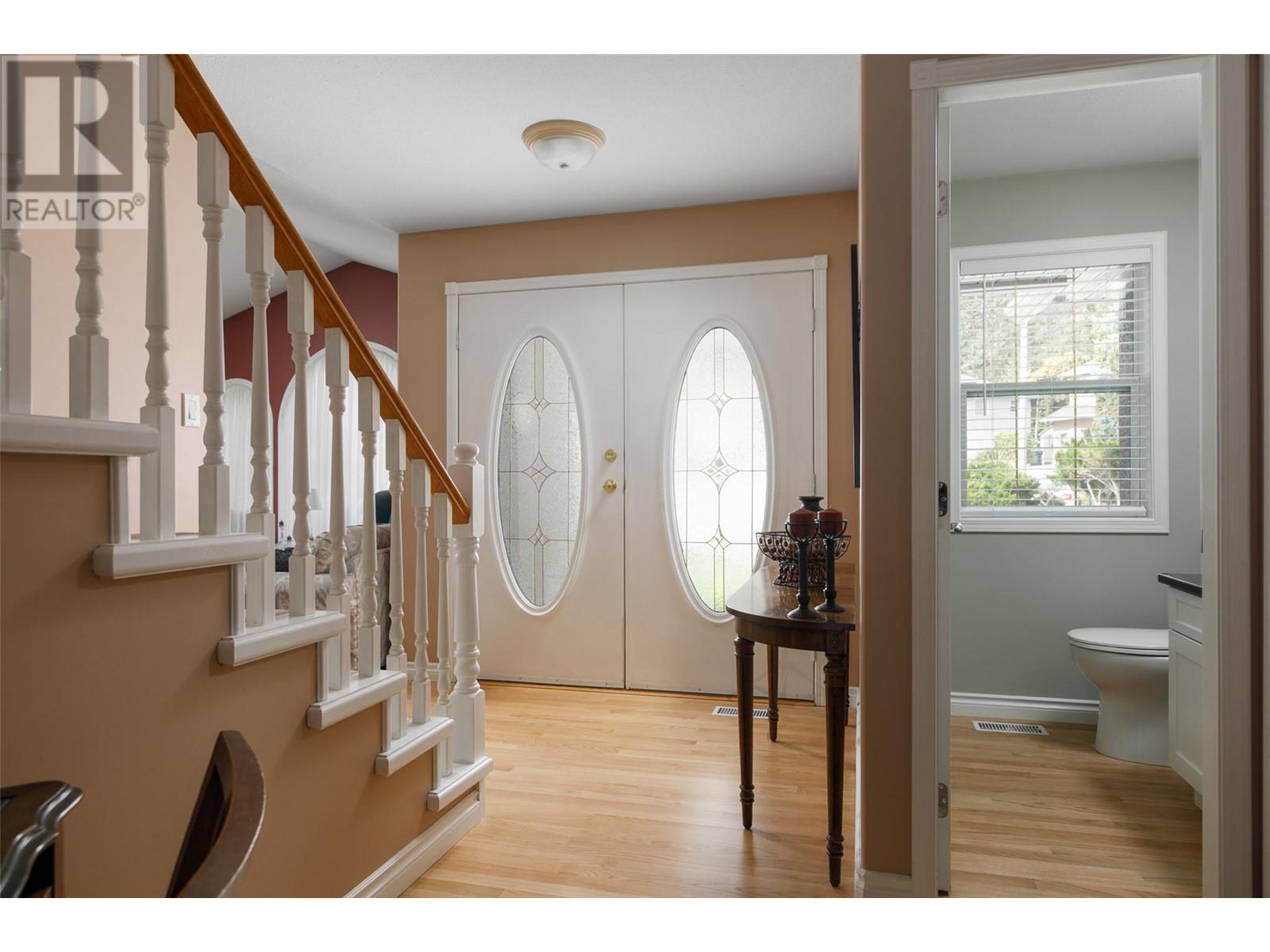  1043 Caledonia Way, West Kelowna