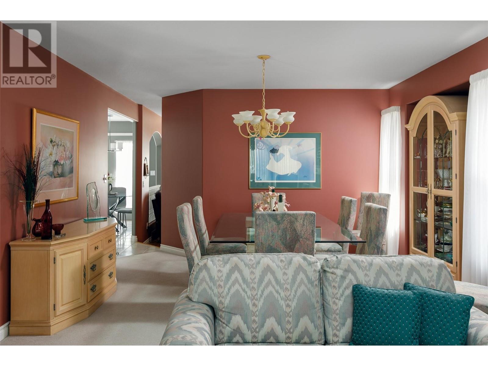  1043 Caledonia Way, West Kelowna