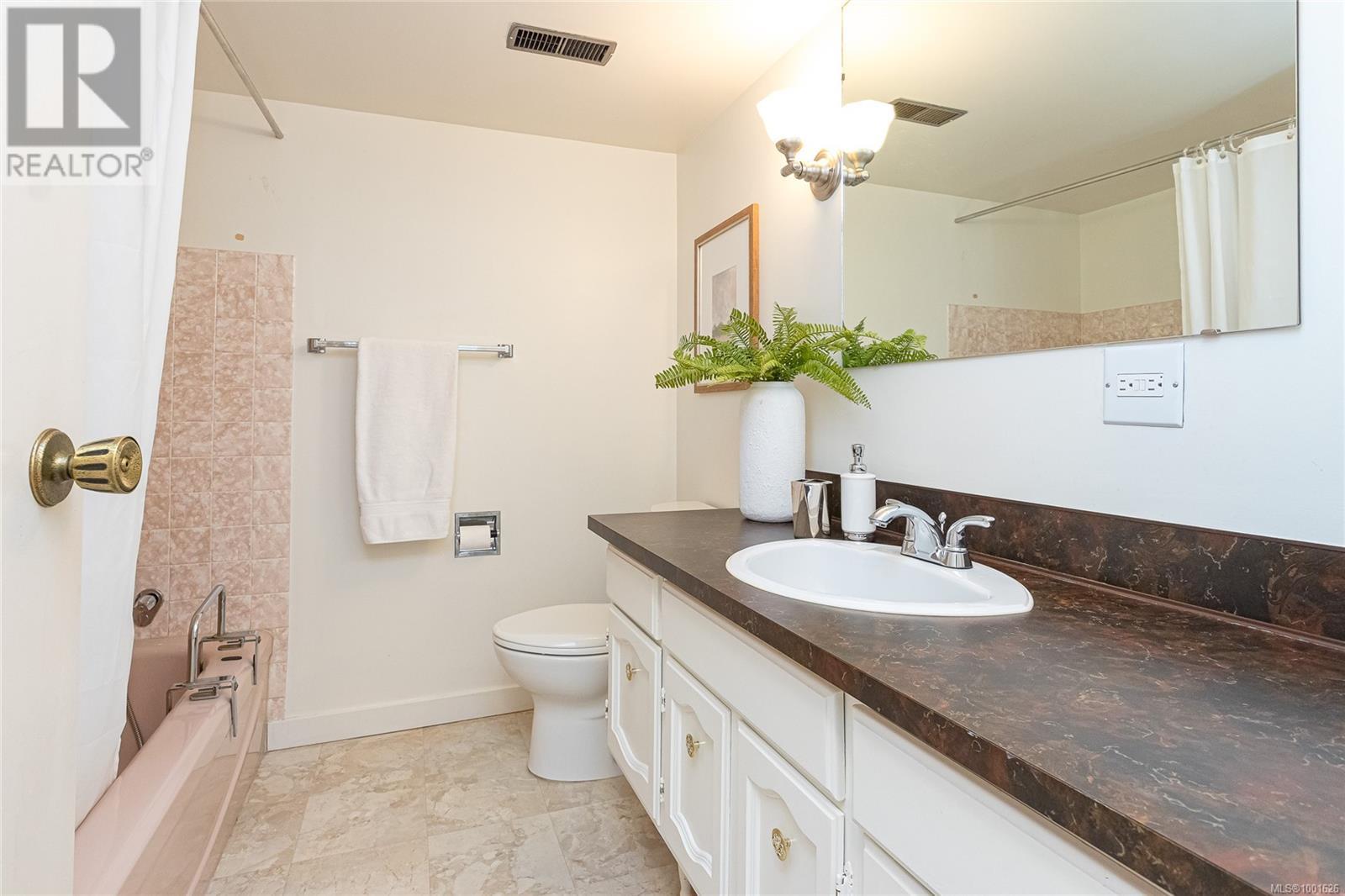 #601 36 SOUTH TURNER ST - Image 16