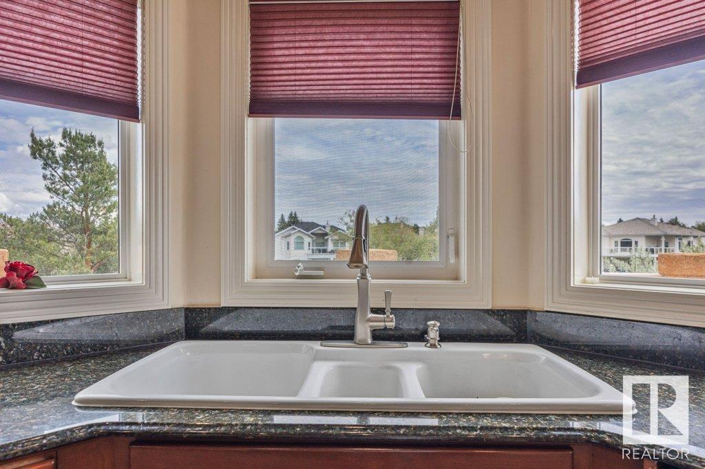 Photo 15 of 103 William Bell Dr, Leduc AB