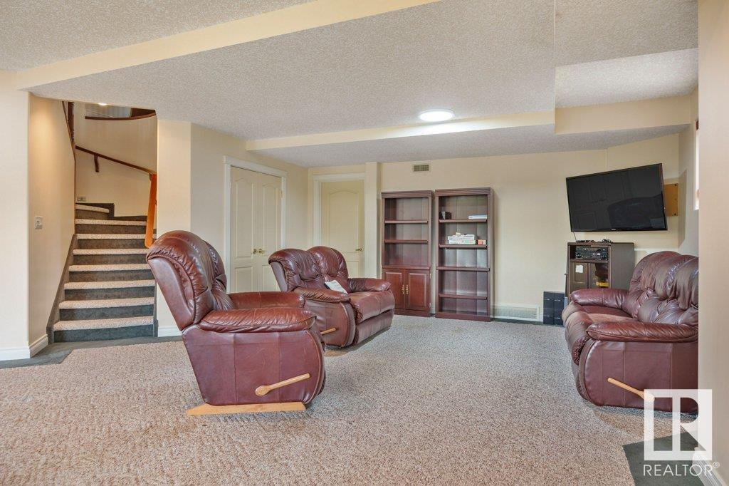 Photo 16 of 103 William Bell Dr, Leduc AB