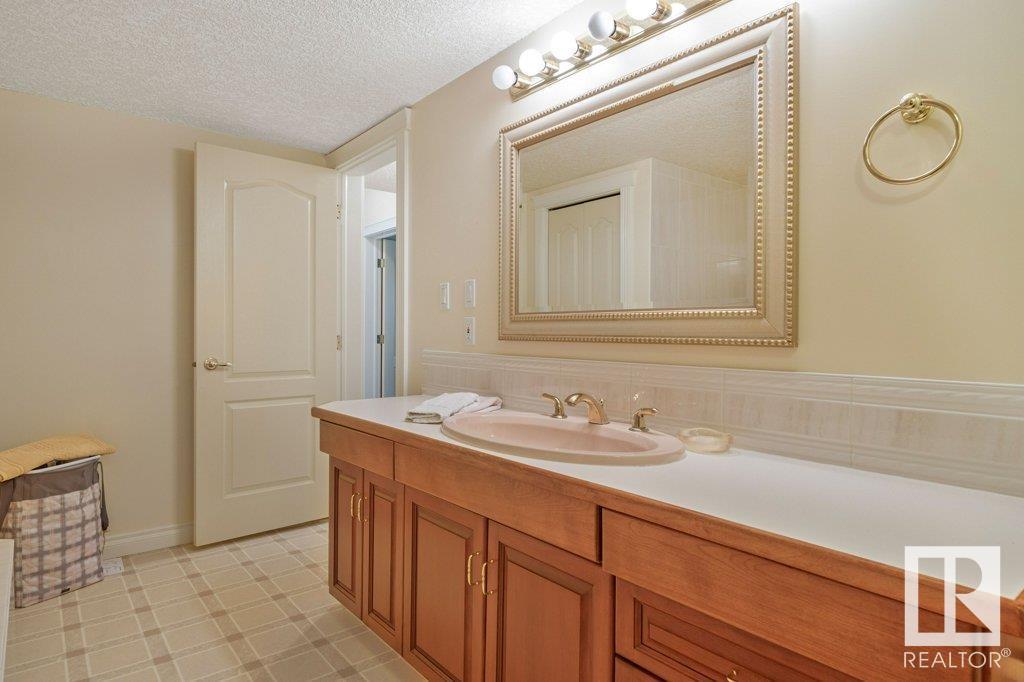 Photo 39 of 103 William Bell Dr, Leduc AB