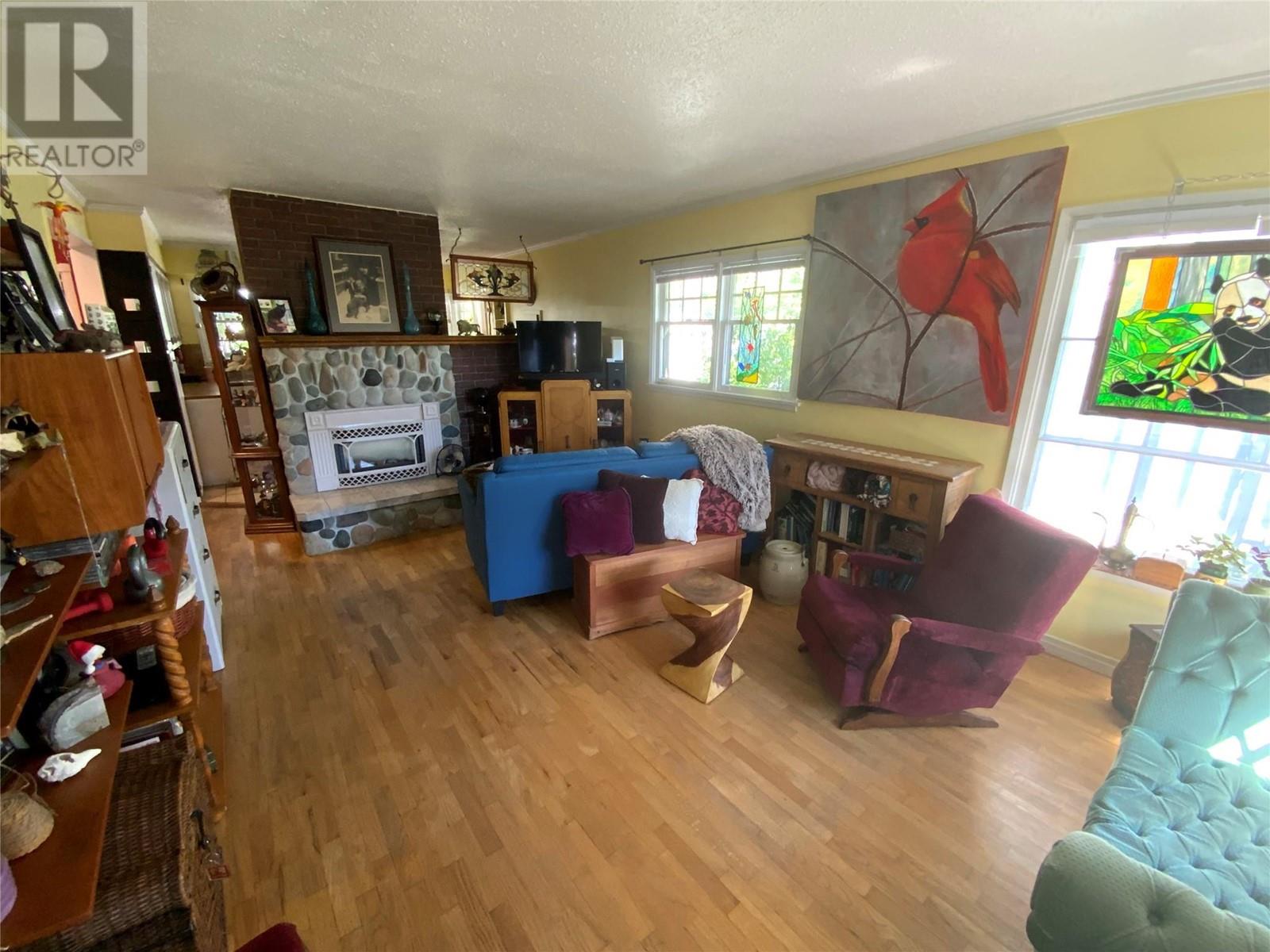 207 MAPLE Street, Penticton