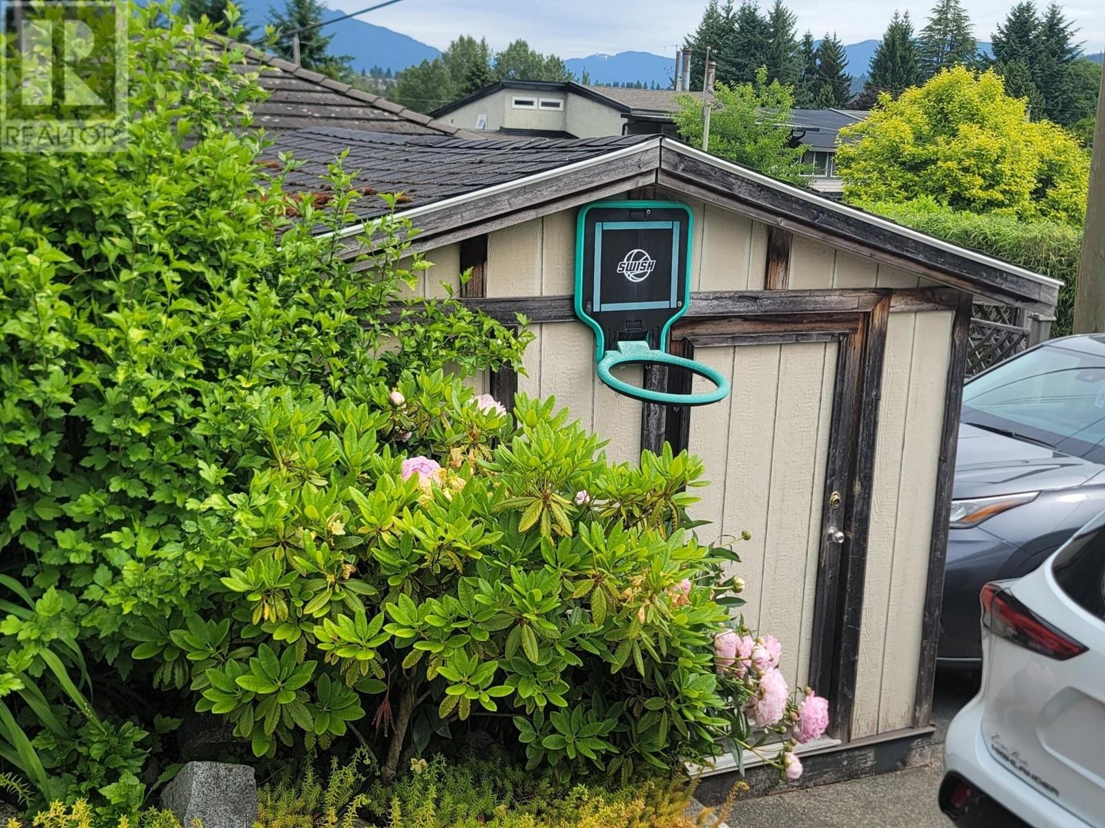 Photo 32 of 3330 Douglas Road, Burnaby BC