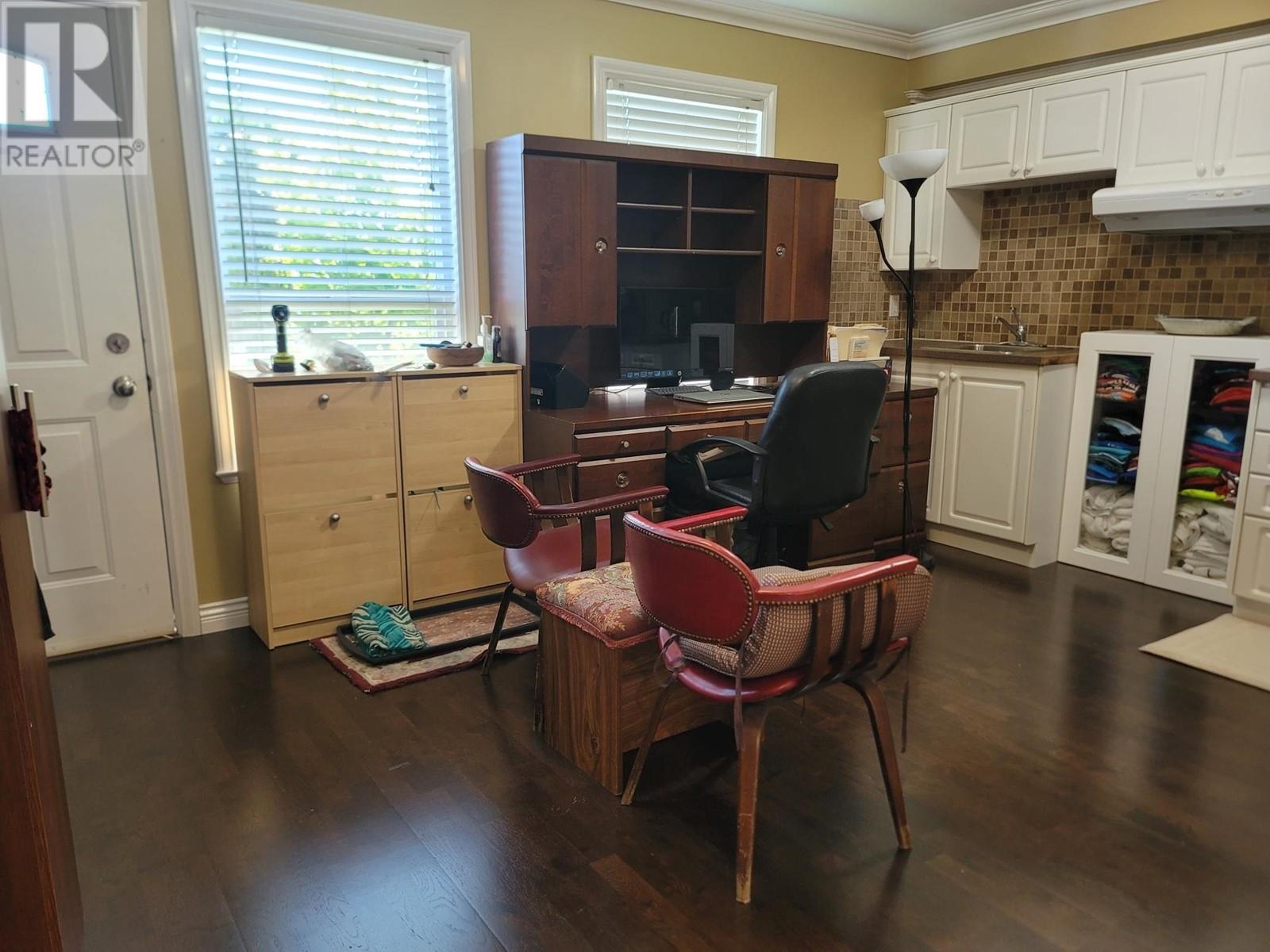Photo 5 of 3330 Douglas Road, Burnaby BC