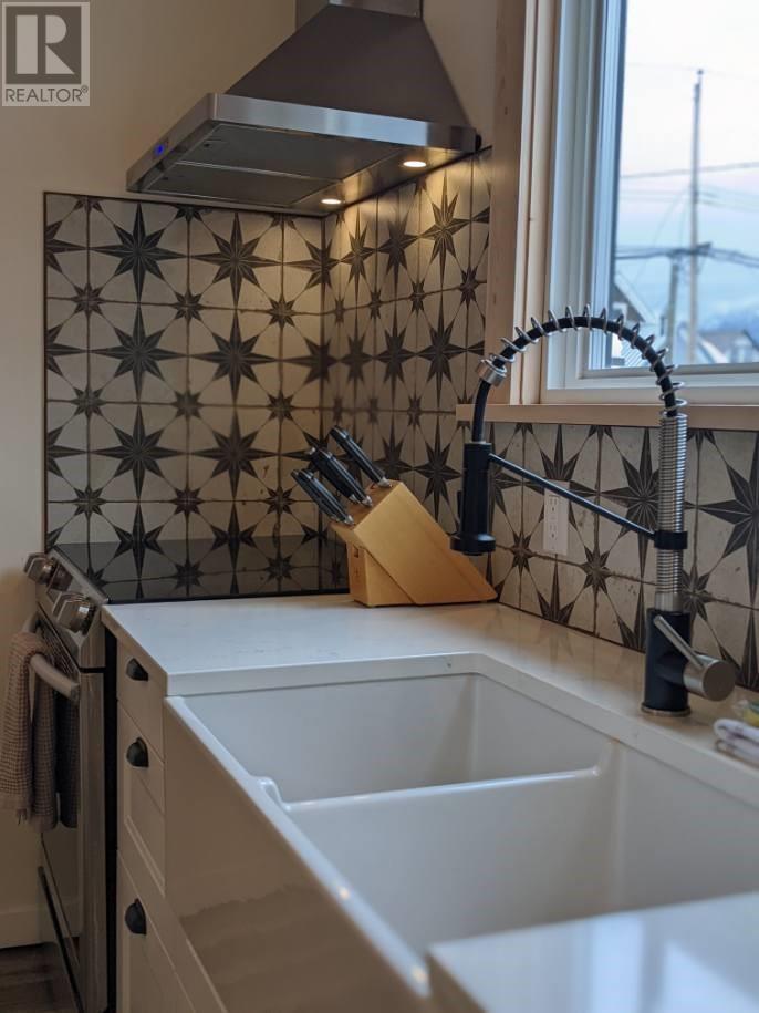 309 Third Street E, Revelstoke