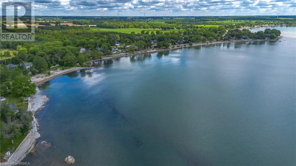 Photo 35 of 183 Blue Water Parkway, Selkirk ON