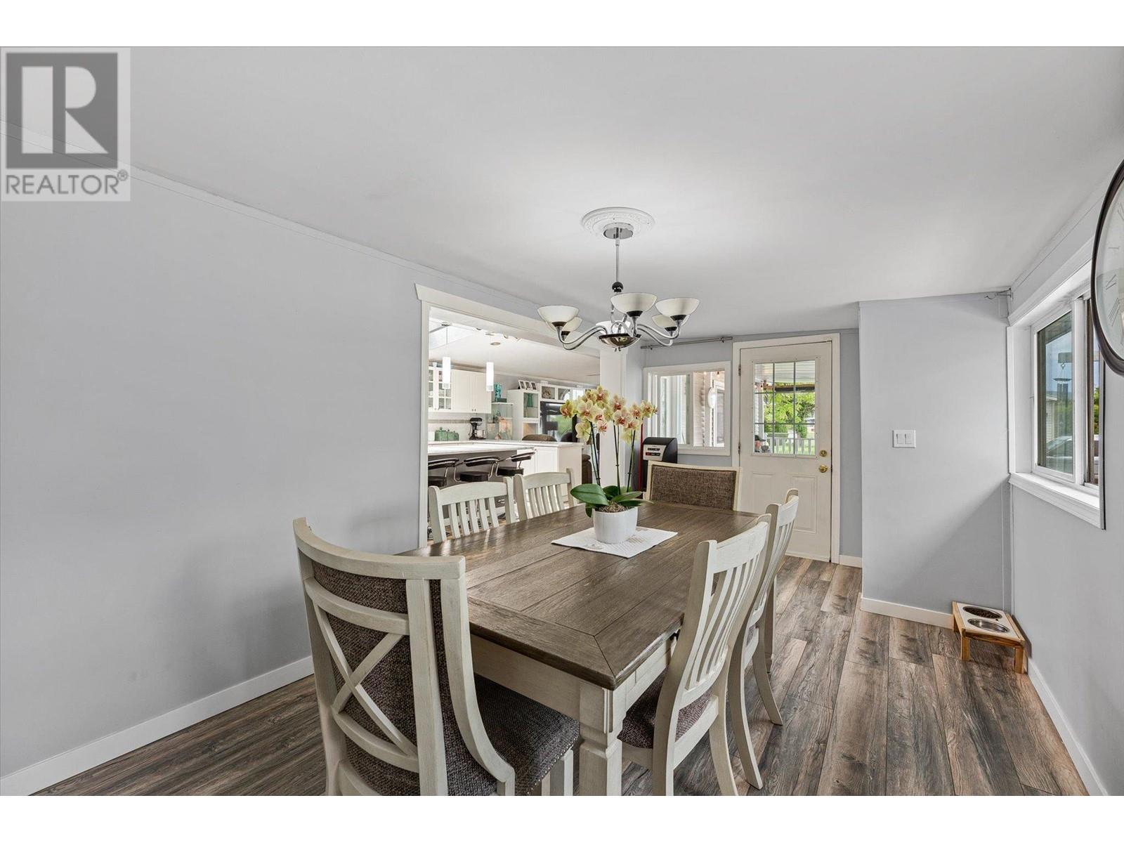 203 720 Commonwealth Road, Kelowna